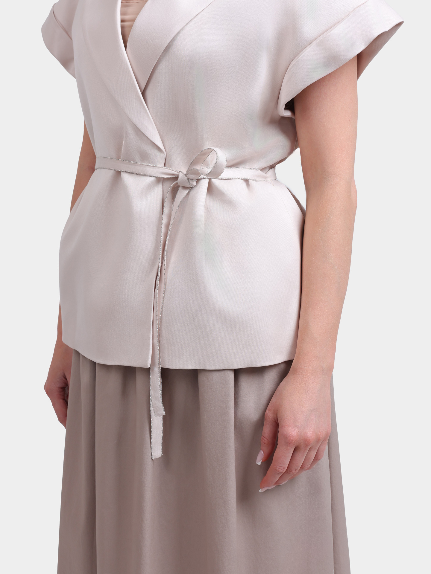 Жилеты Peserico S03036A 1955 144 женский с поясом  — купить в интернет-магазине Verdistore