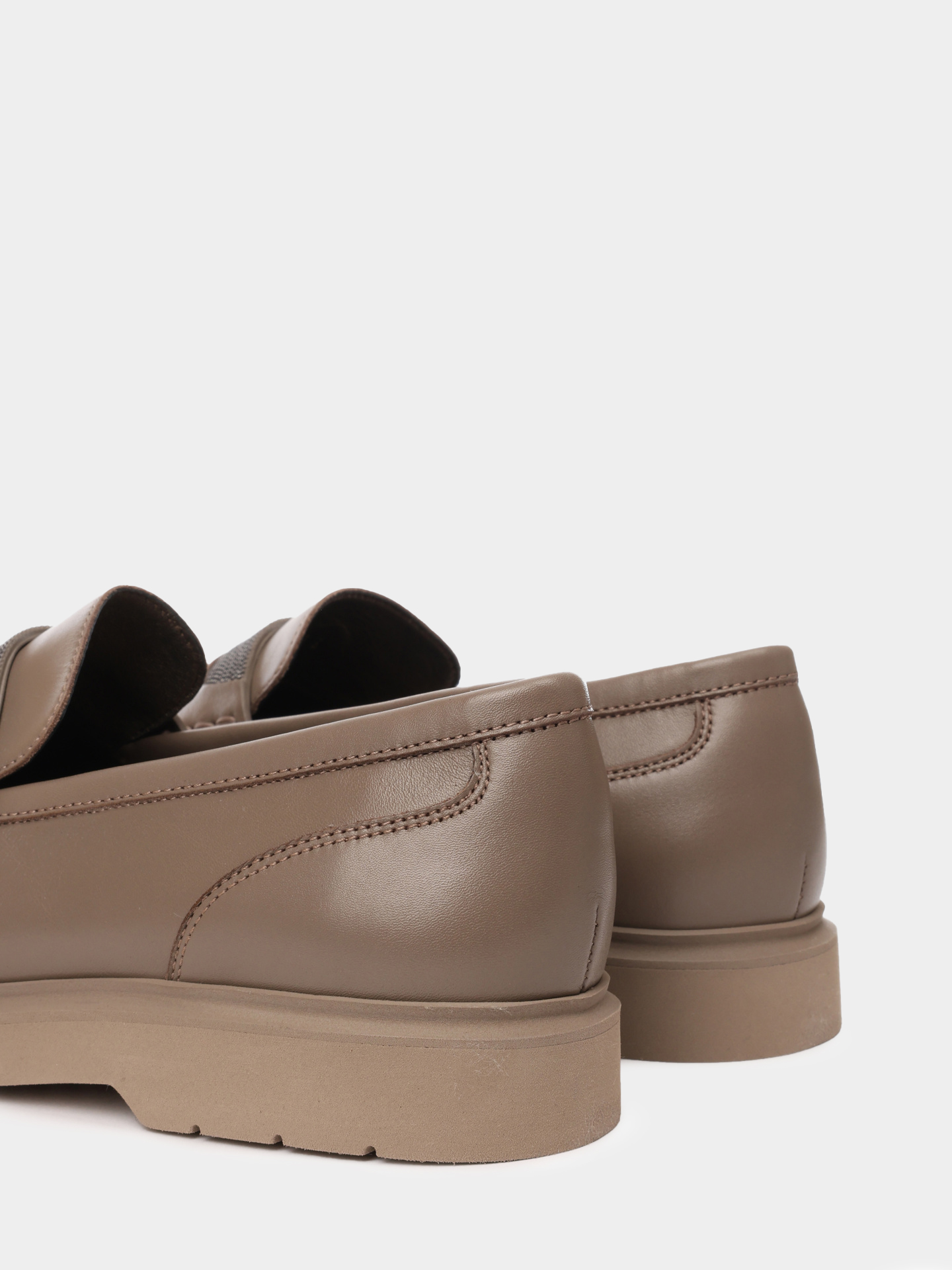 Лоферы Brunello Cucinelli MZSKG2370 женские с декором — купить в интернет-магазине Verdistore