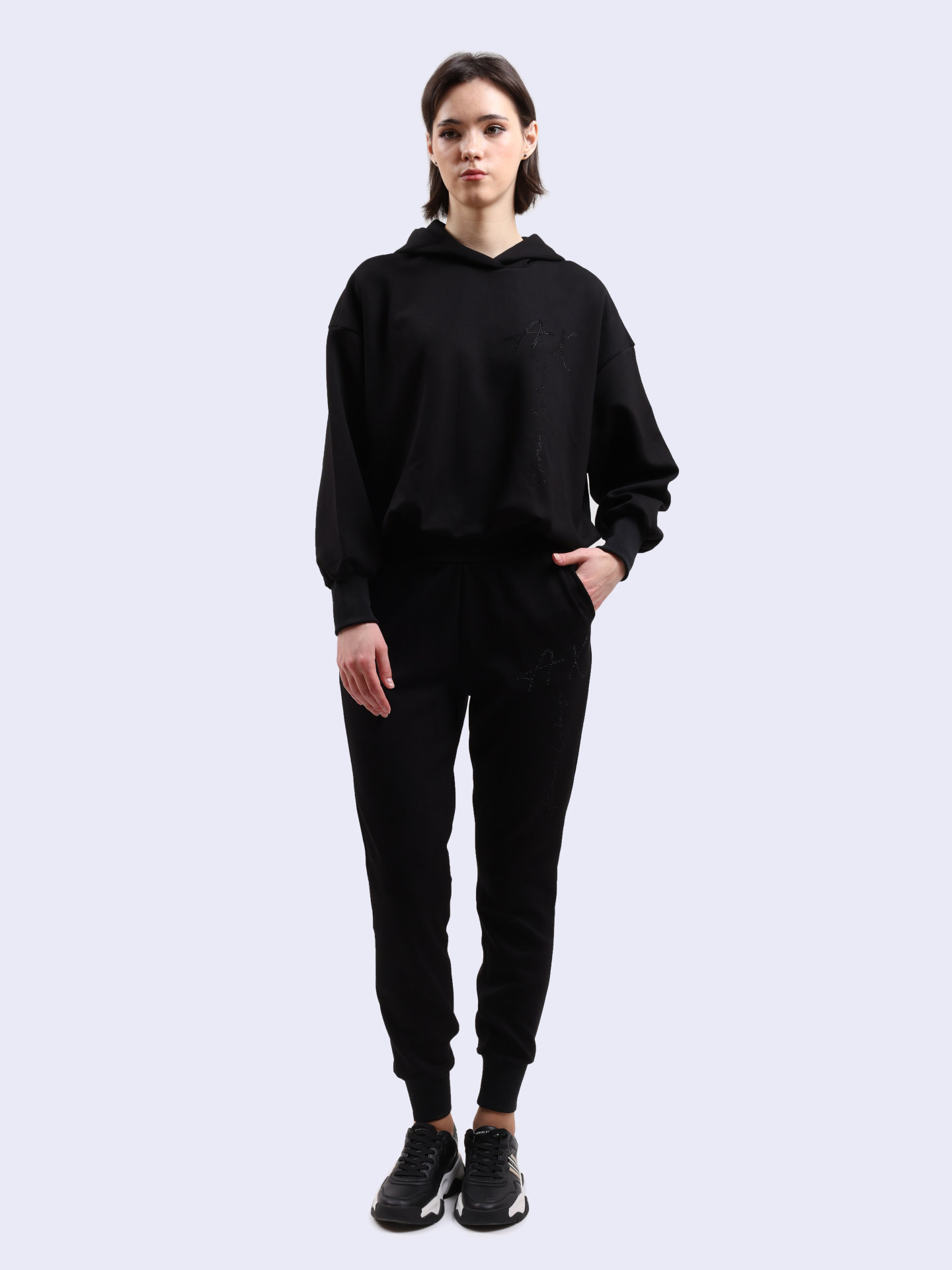 Брюки спортивные Armani Exchange 6DYP84 YJEZZ 1200 черные женские — купить в интернет-магазине Verdistore