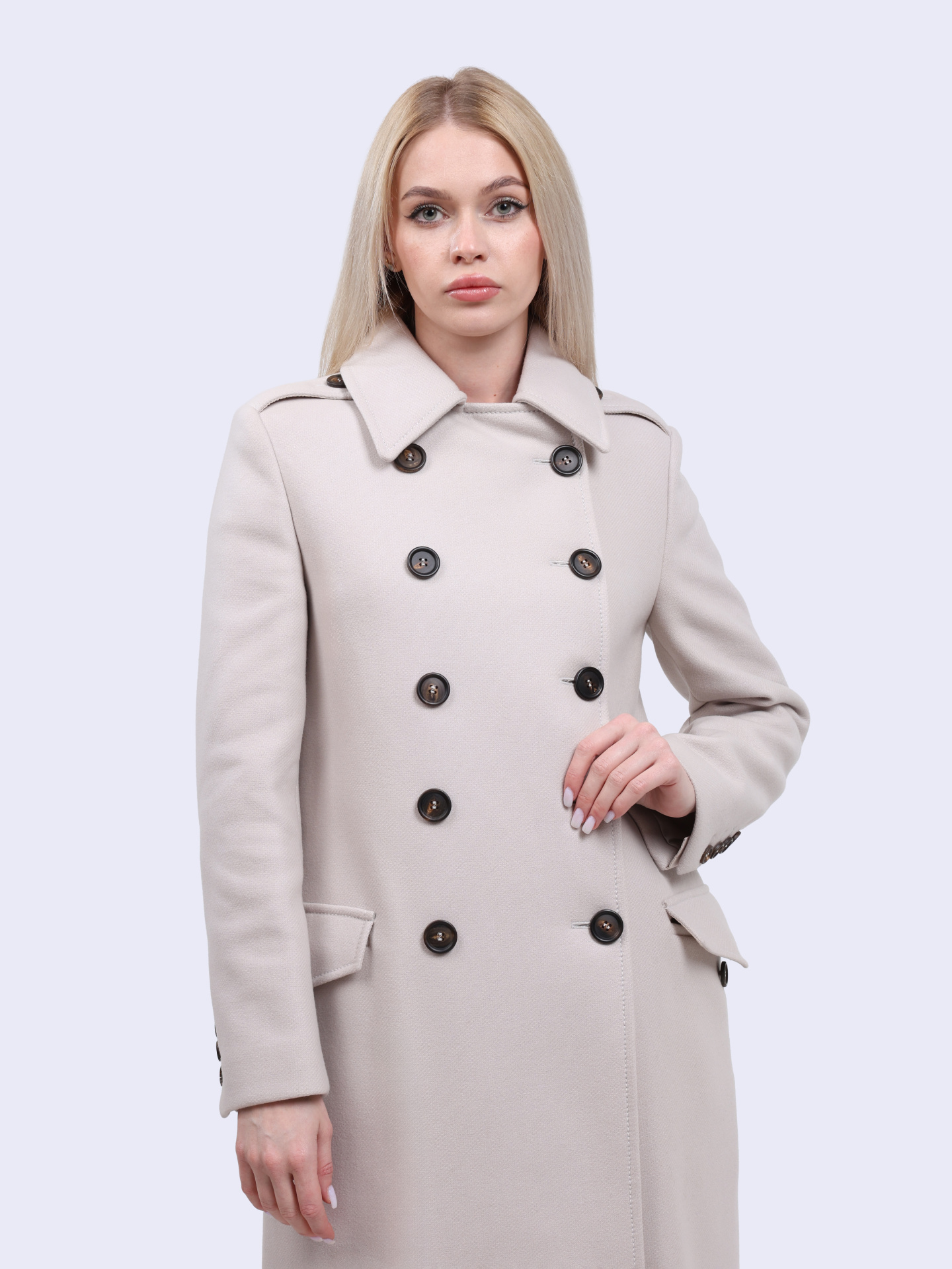 Пальто Brunello Cucinelli MB5249410 C7481 молочное женское двубортное — купить в интернет-магазине Verdistore