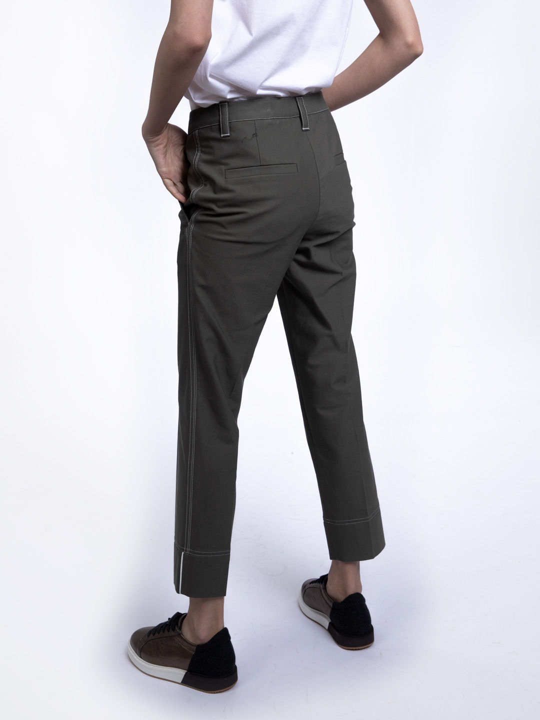 Брюки Brunello Cucinelli M0H40P6514 хаки женские с контрастной строчкой — купить в интернет-магазине Verdistore