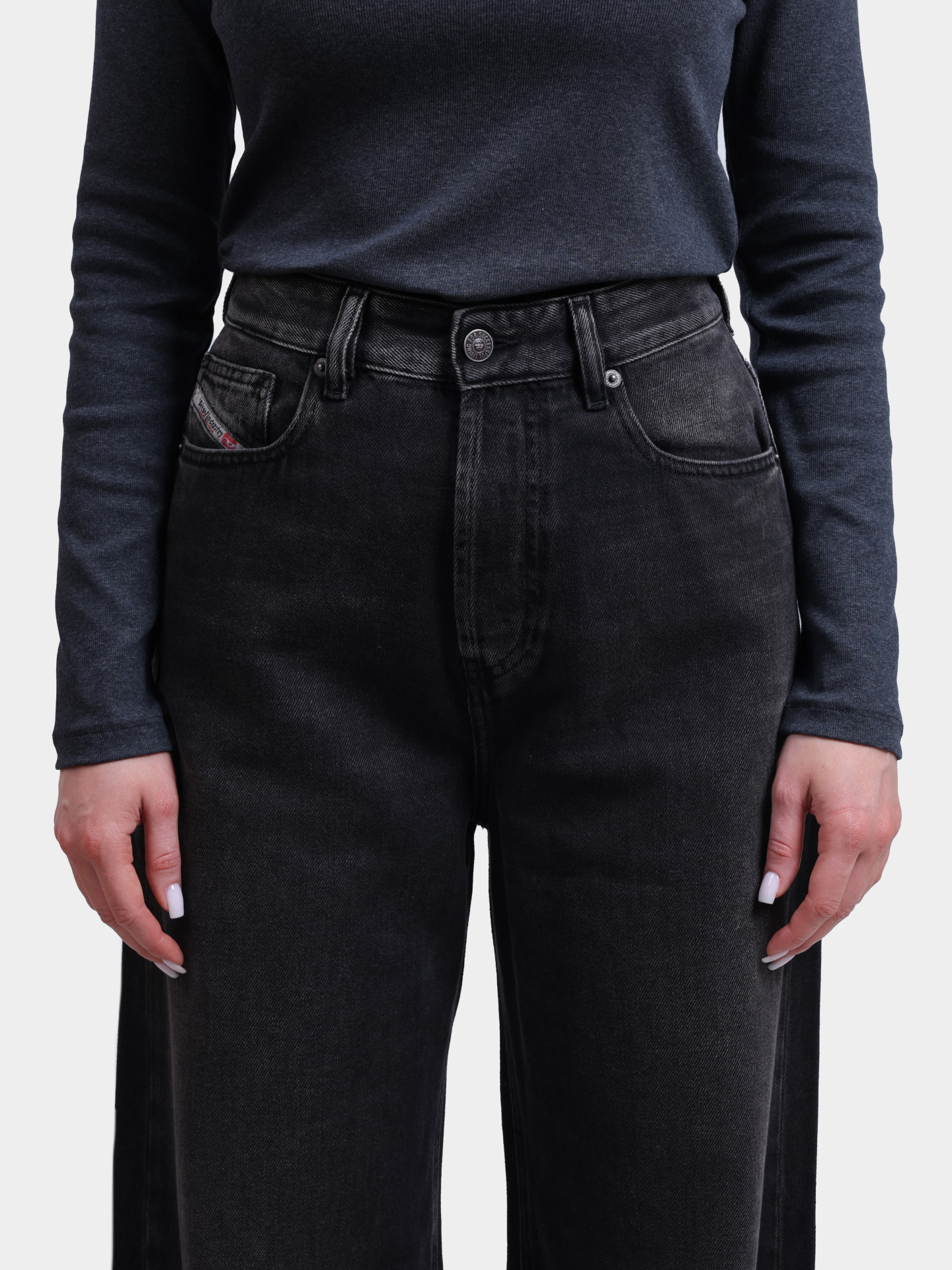 Джинсы Diesel A0692509J9602 темно-серые женские — купить в интернет-магазине Verdistore