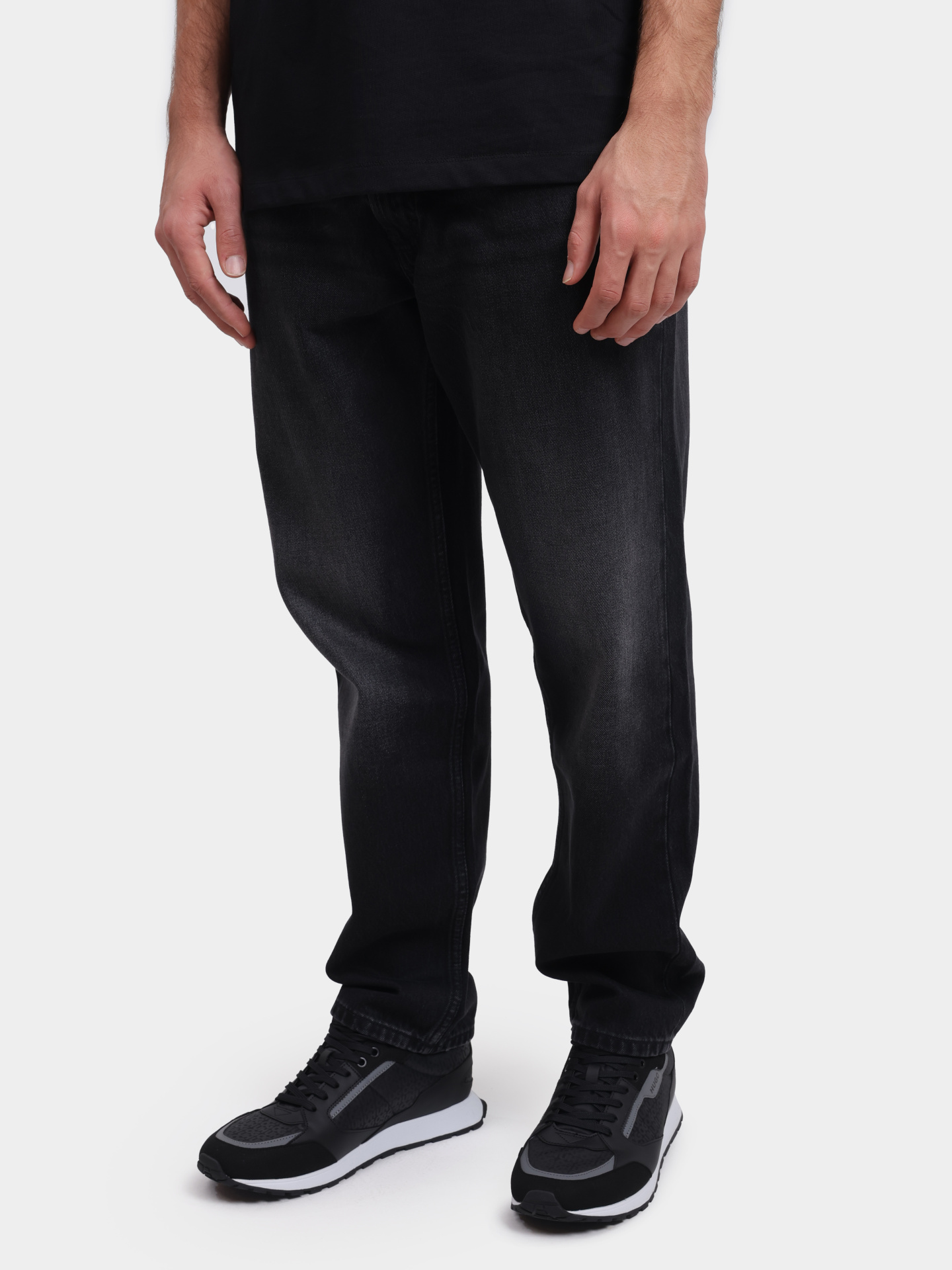 Джинсы Hugo 50542756 005 черные мужские — купить в интернет-магазине Verdistore