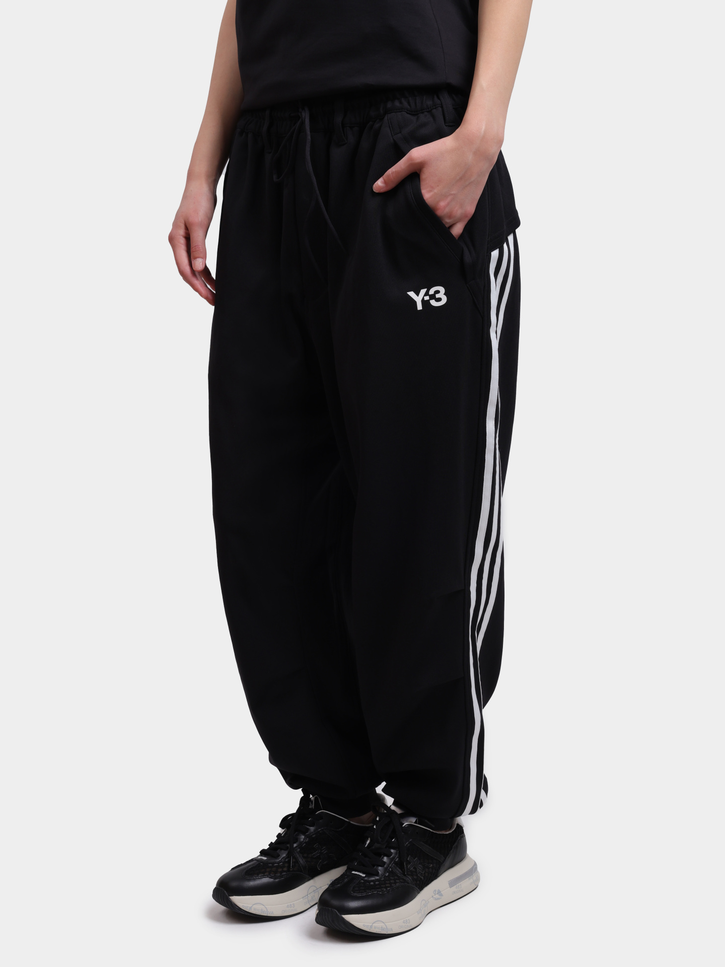 Джоггеры Y-3 JN7034 черные женские — купить в интернет-магазине Verdistore
