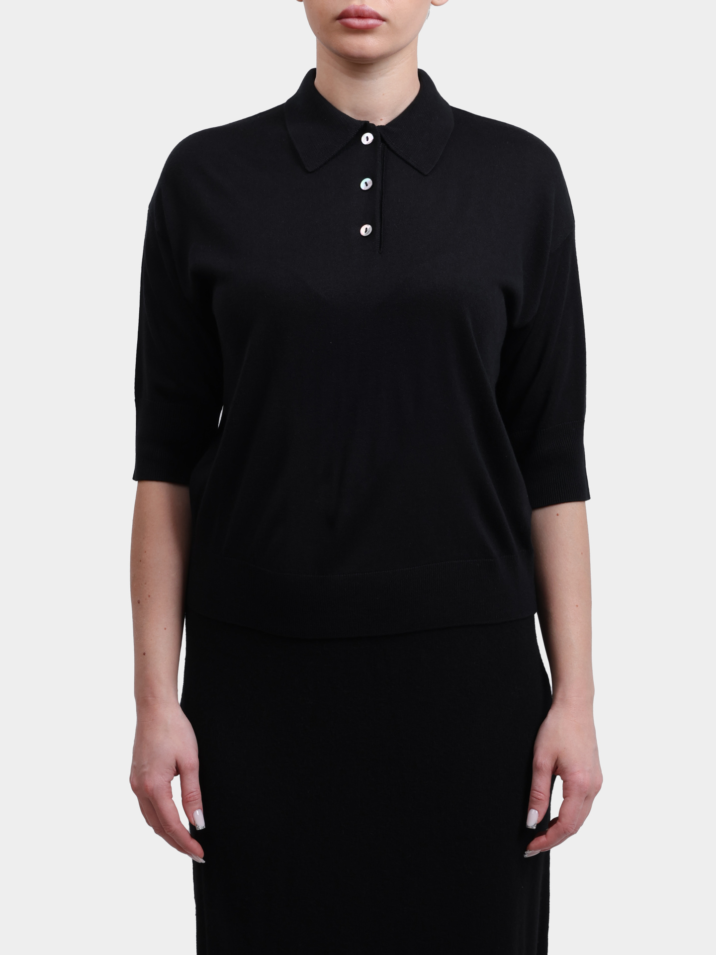 Поло Alpha Studio FE-7852B 3002 черное женское прямого кроя — купить в интернет-магазине Verdistore