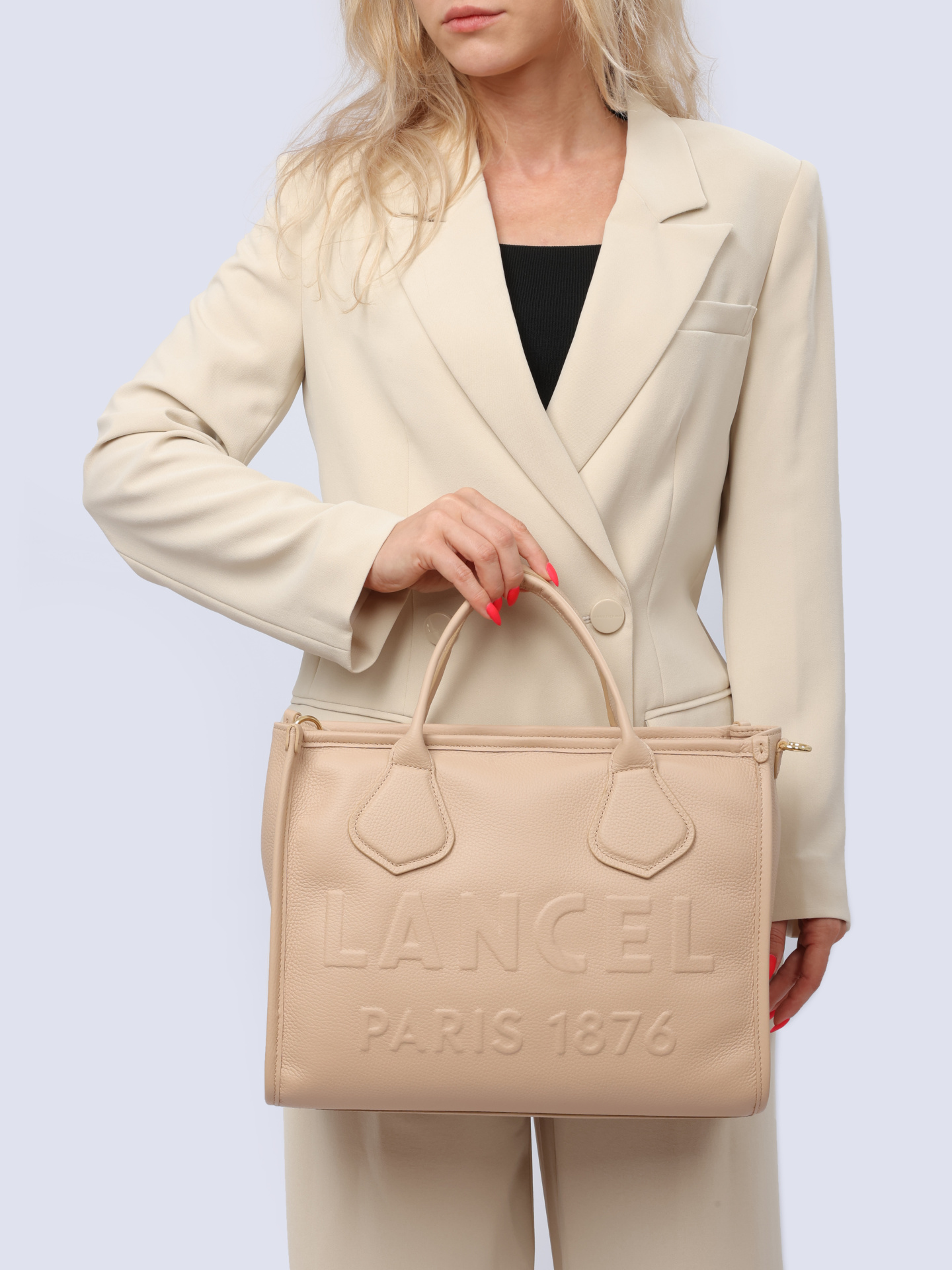 Сумка A12996 J5 с крупным тисневым логотипом — купить в интернет-магазине Verdistore