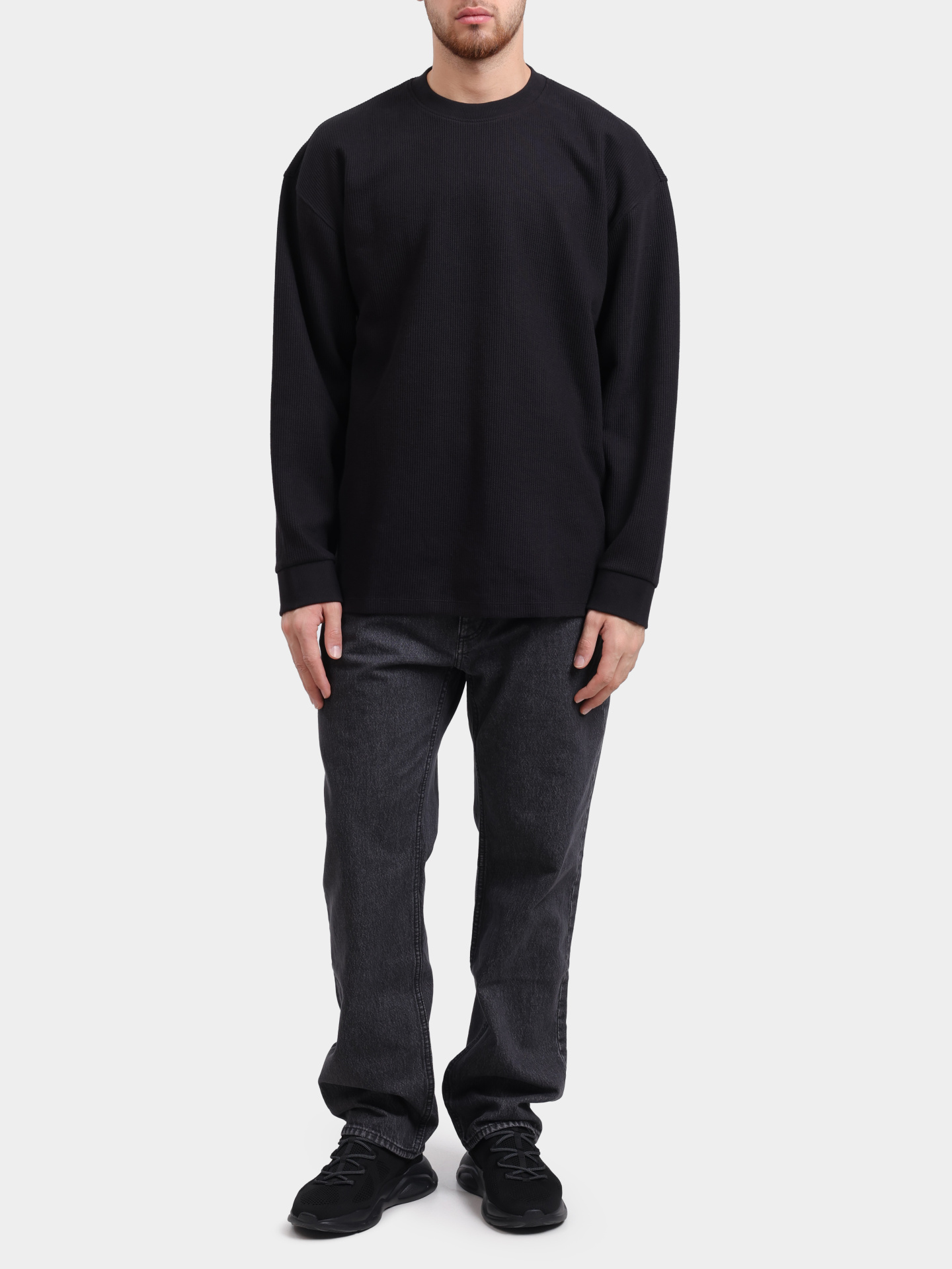 Лонгслив HUGO BLUE Nuwolo 10268873 01 50534454 001 черный мужской с крупным патчем-логотипом  — купить в интернет-магазине Verdistore