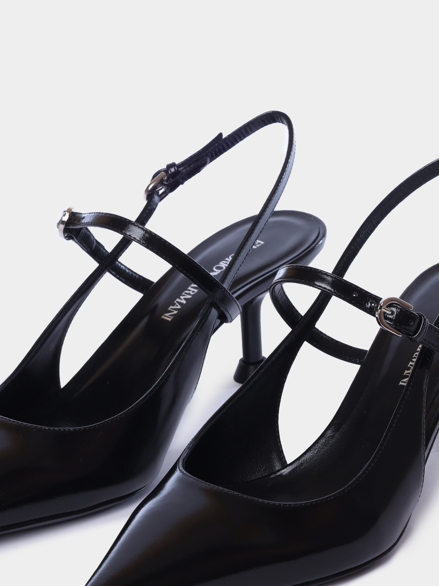 Туфли Emporio Armani EW004443 AF21961 UC001 кожаные женские — купить в интернет-магазине Verdistore
