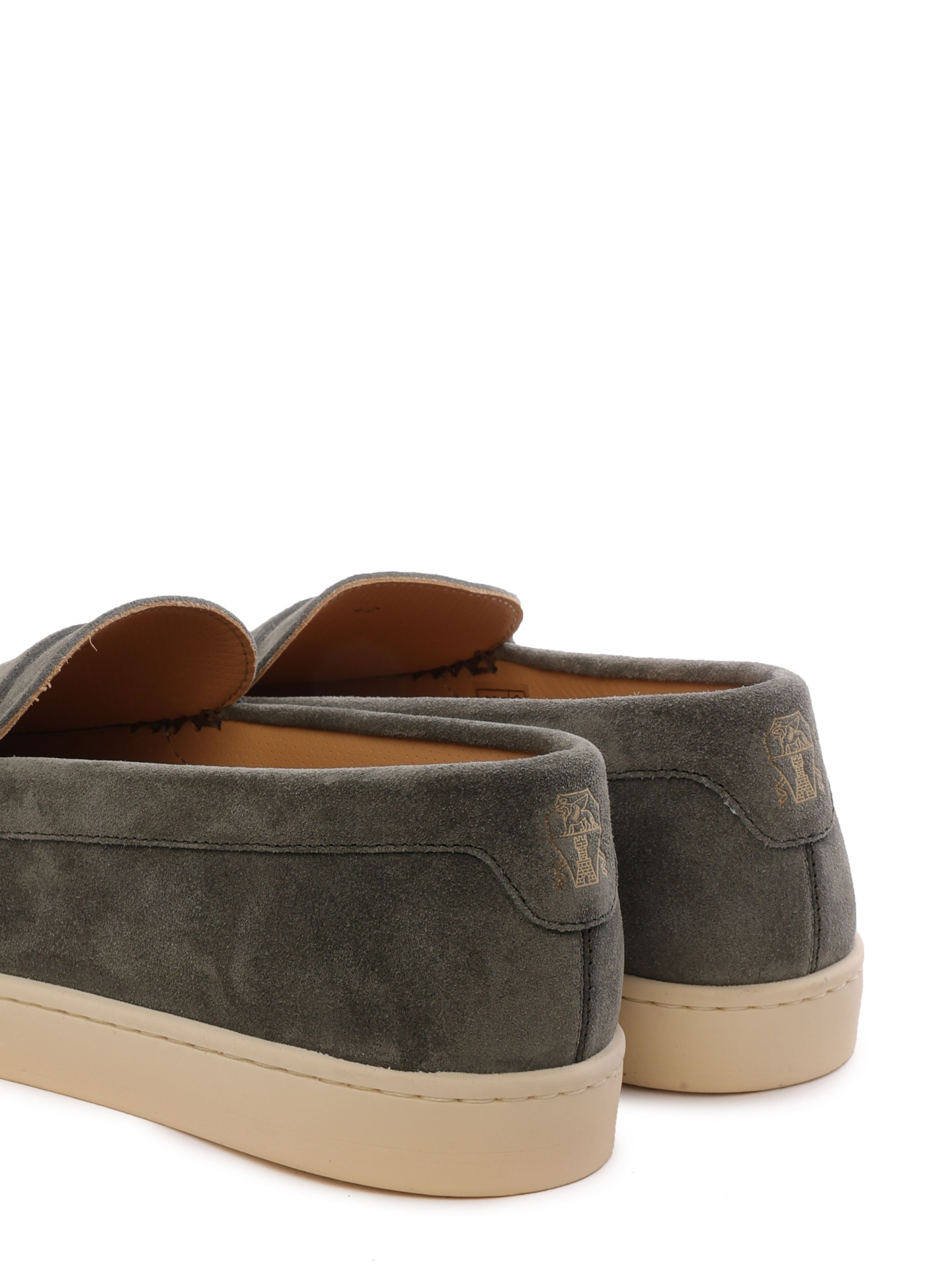 Лоферы Brunello Cucinelli MZUSILN285 C8444 оливковые мужские из замши — купить в интернет-магазине Verdistore