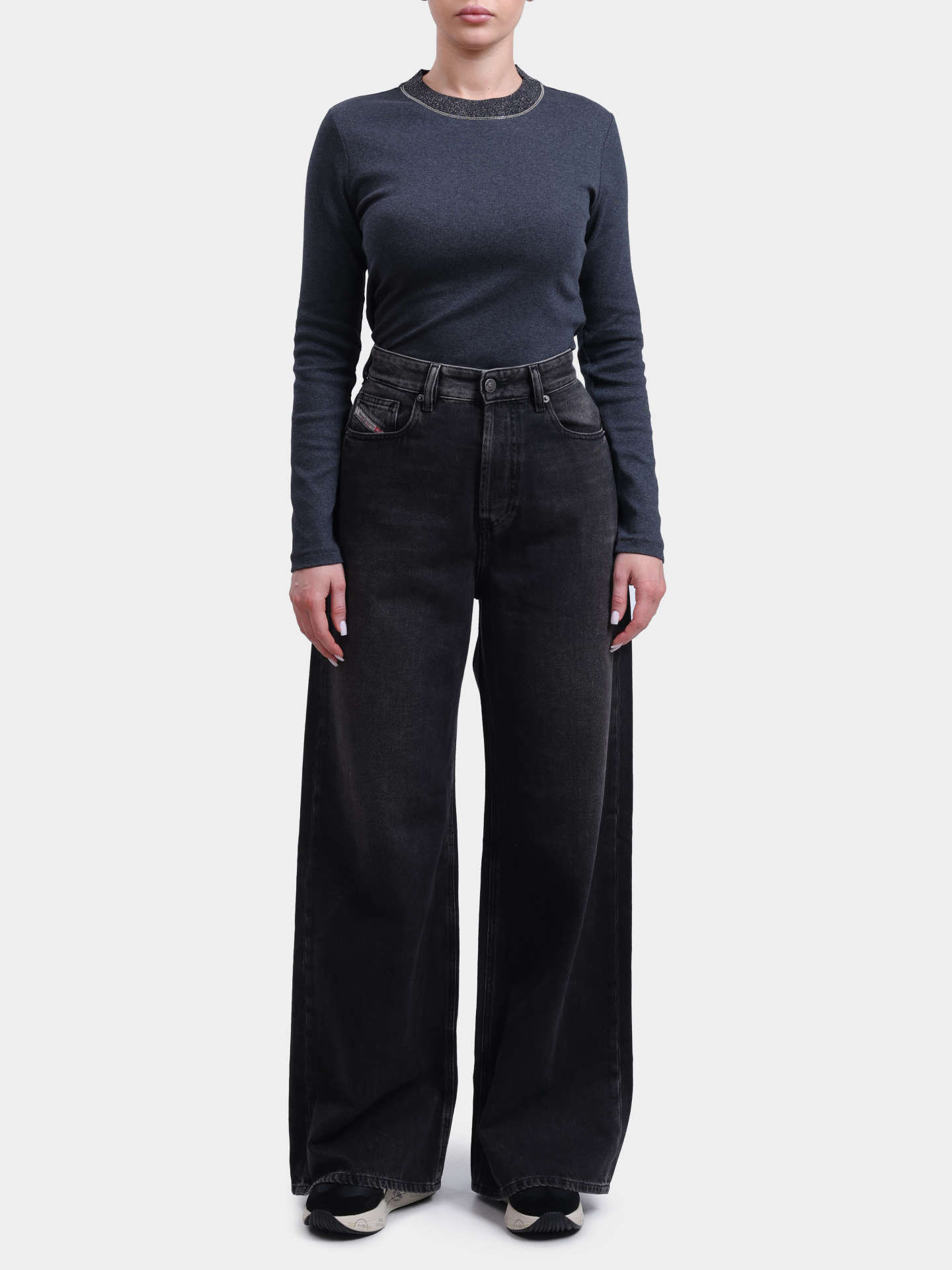 Джинсы Diesel A0692509J9602 темно-серые женские — купить в интернет-магазине Verdistore