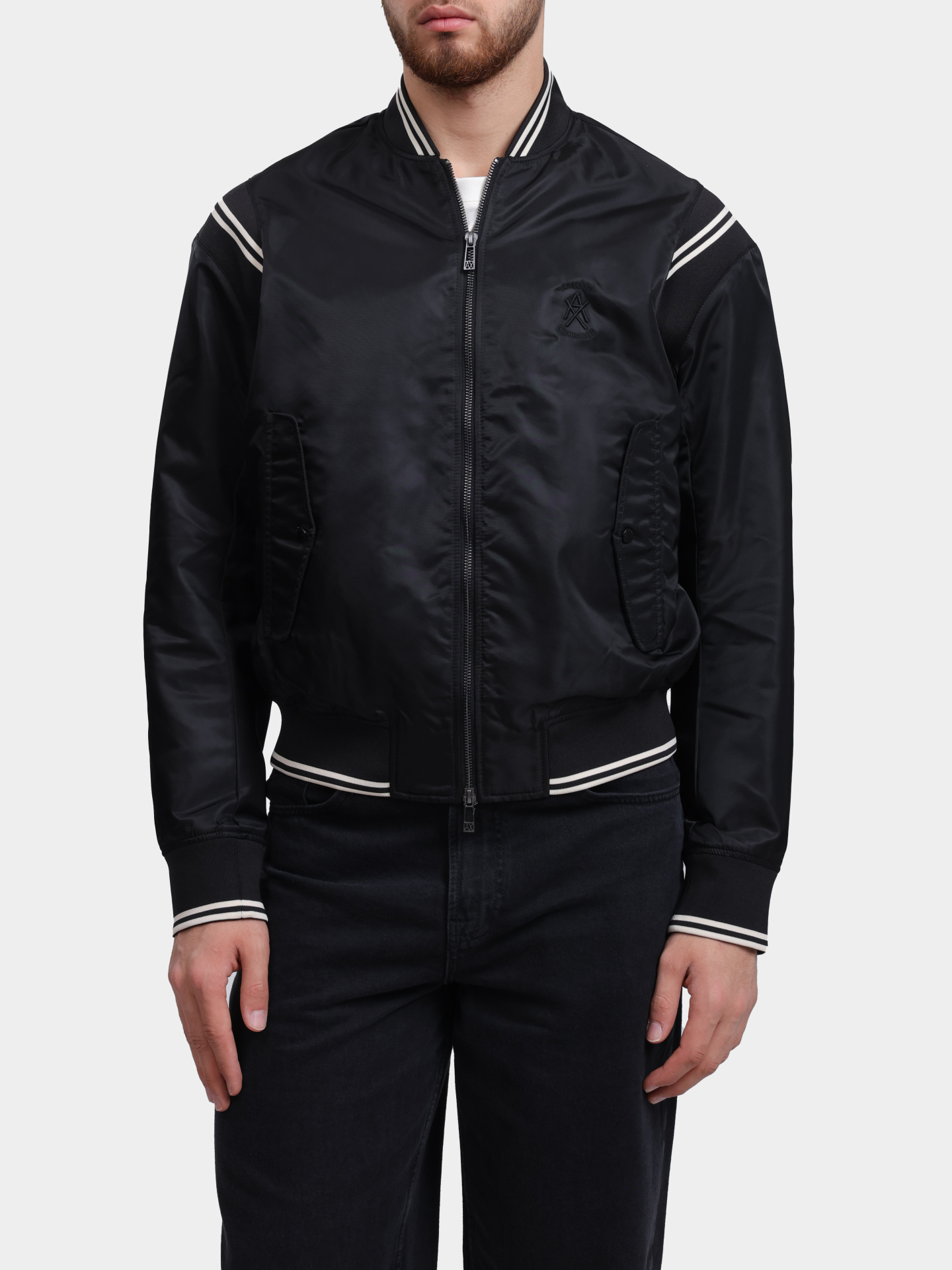 Бомбер Armani Exchange XM002017 AF19828 UC001 черный мужской — купить в интернет-магазине Verdistore