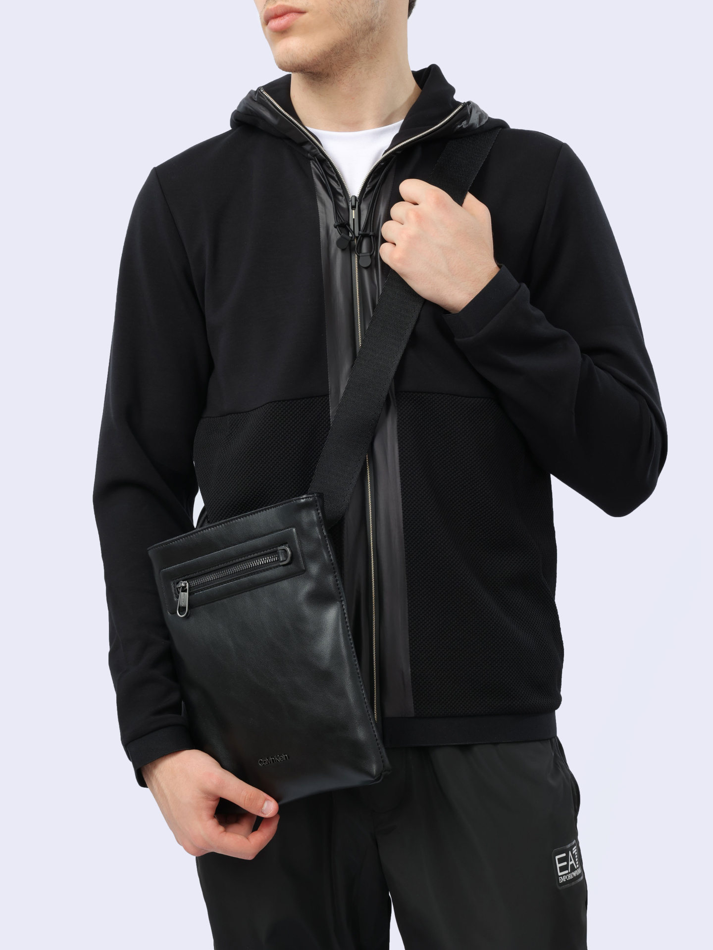 Сумка Calvin Klein K50K510833 черная мужская — купить в интернет-магазине Verdistore