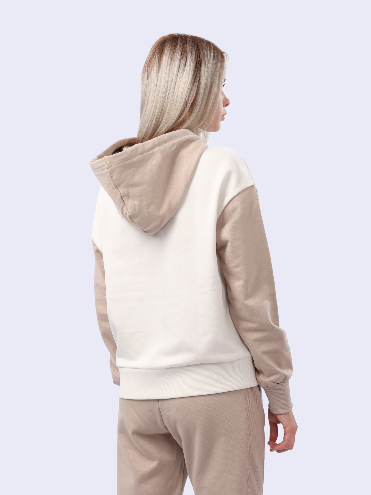 Худи Armani Exchange 3DYM09 YJEBZ 21CT бежевое женское с логотипом — купить в интернет-магазине Verdistore