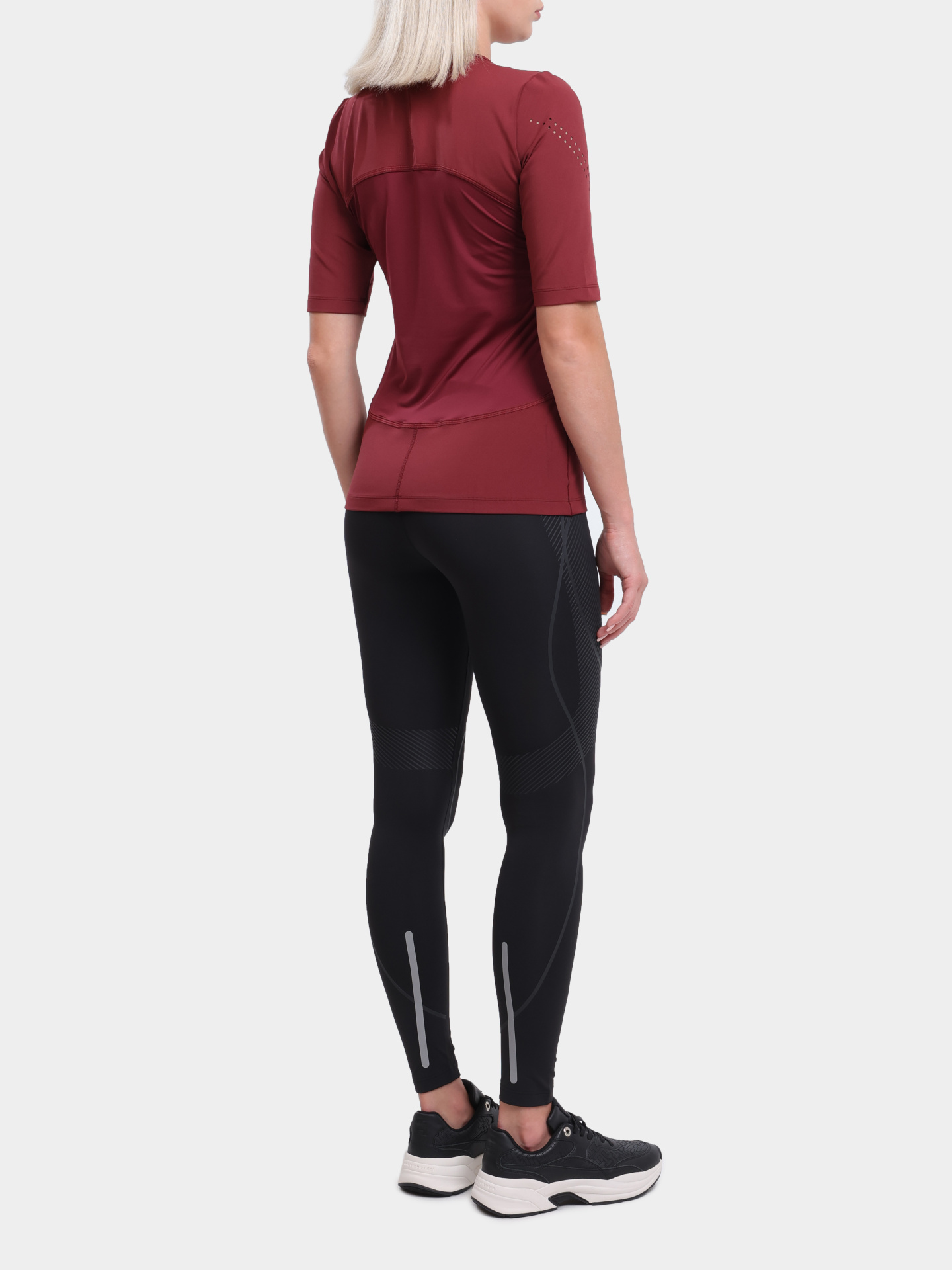 Футболка Adidas by Stella McCartney IW9893 спортивная женская — купить в интернет-магазине Verdistore