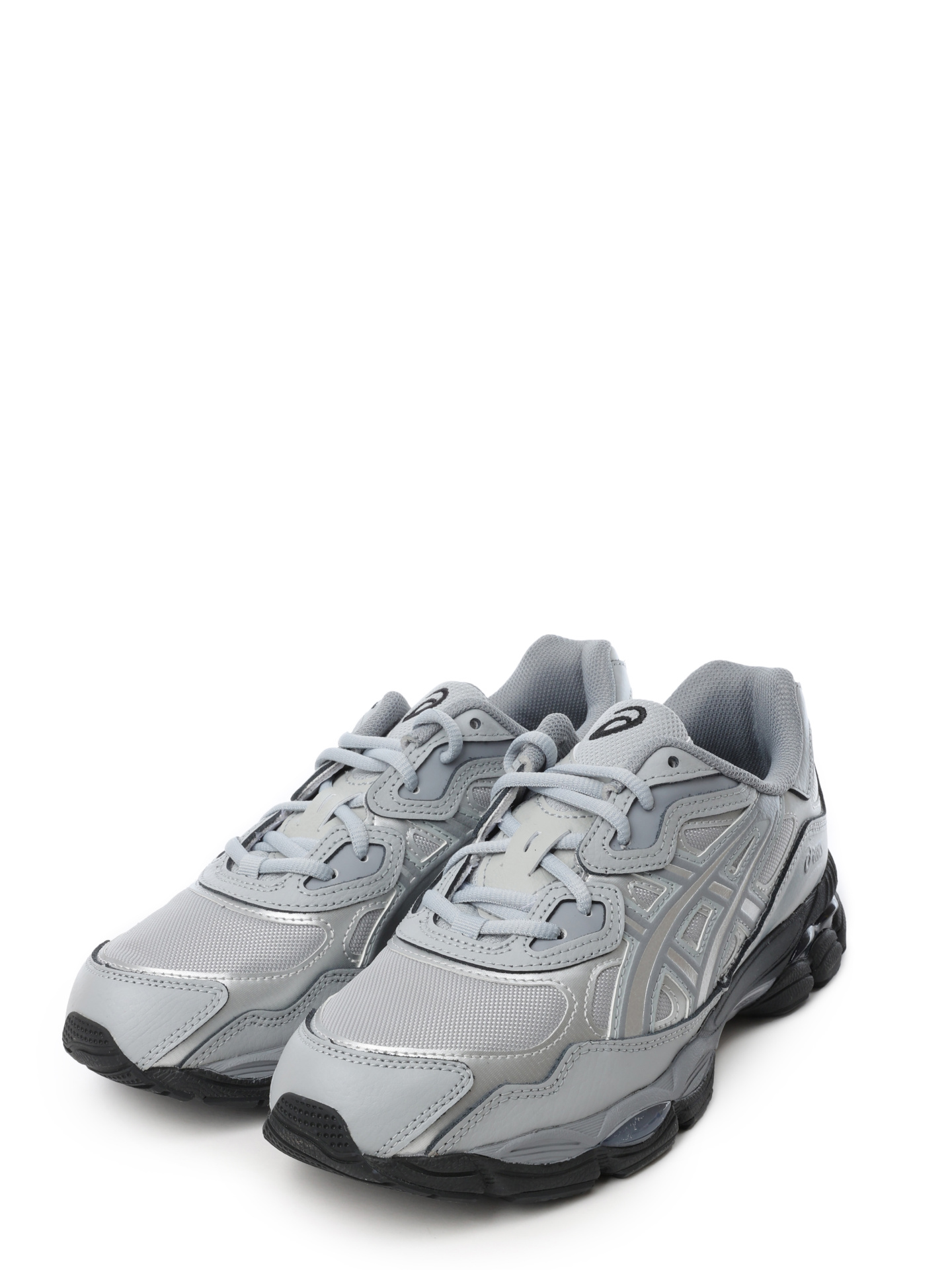 Кроссовки Asics 1203A280 020 серые мужские с серебристыми вставками — купить в интернет-магазине Verdistore