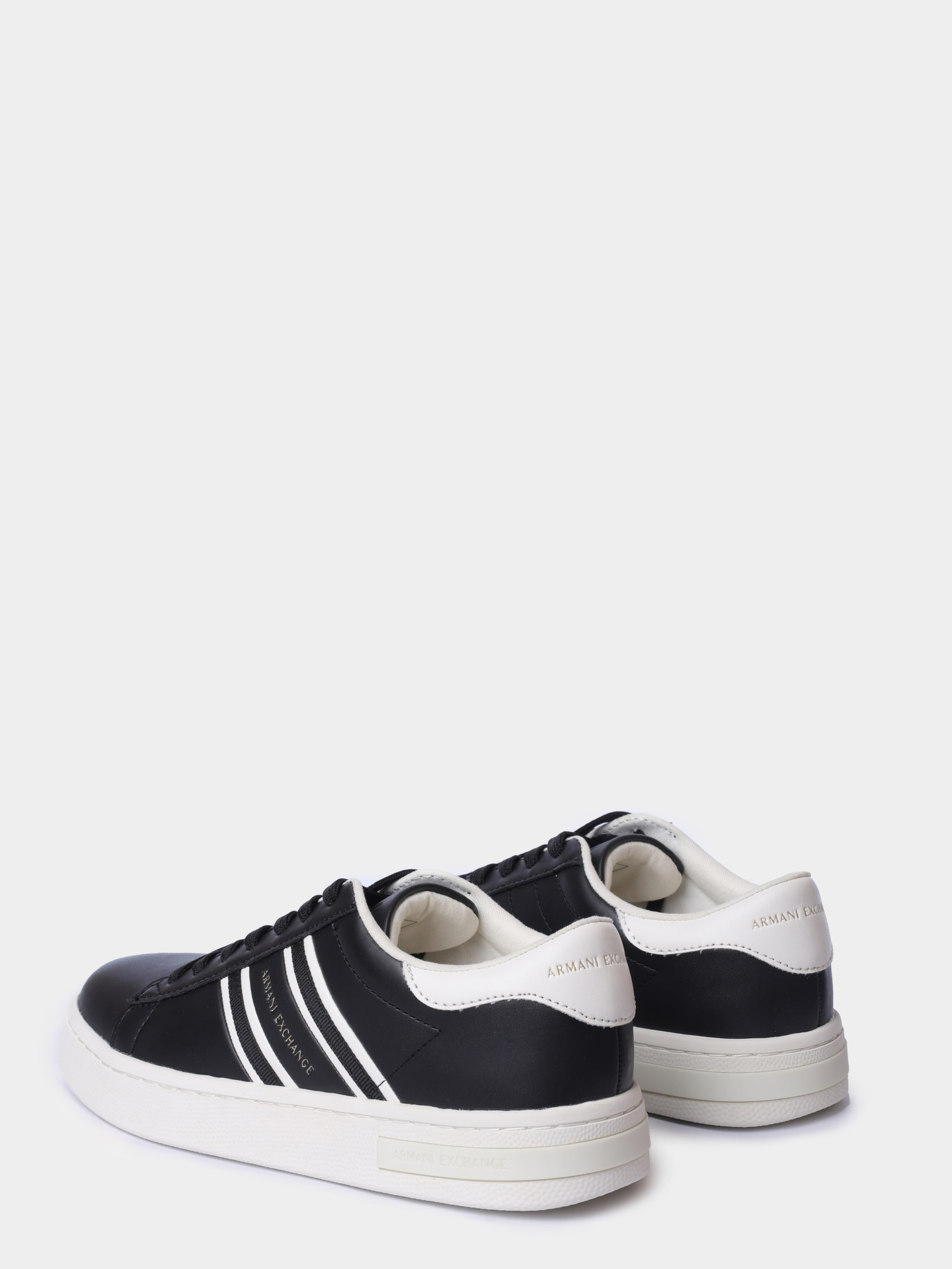 Кеды Armani Exchange XW002231 AF21421 MC024 черные женские — купить в интернет-магазине Verdistore