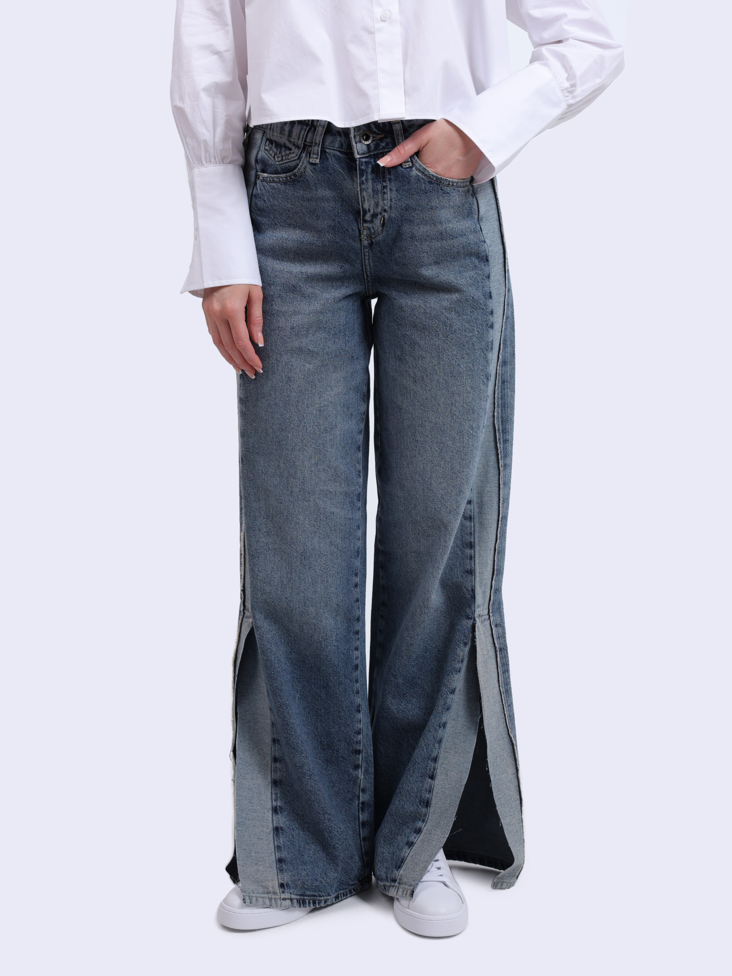 Джинсы Armani Exchange XW000308 AF12091 MB002 синие женские с разрезами — купить в интернет-магазине Verdistore