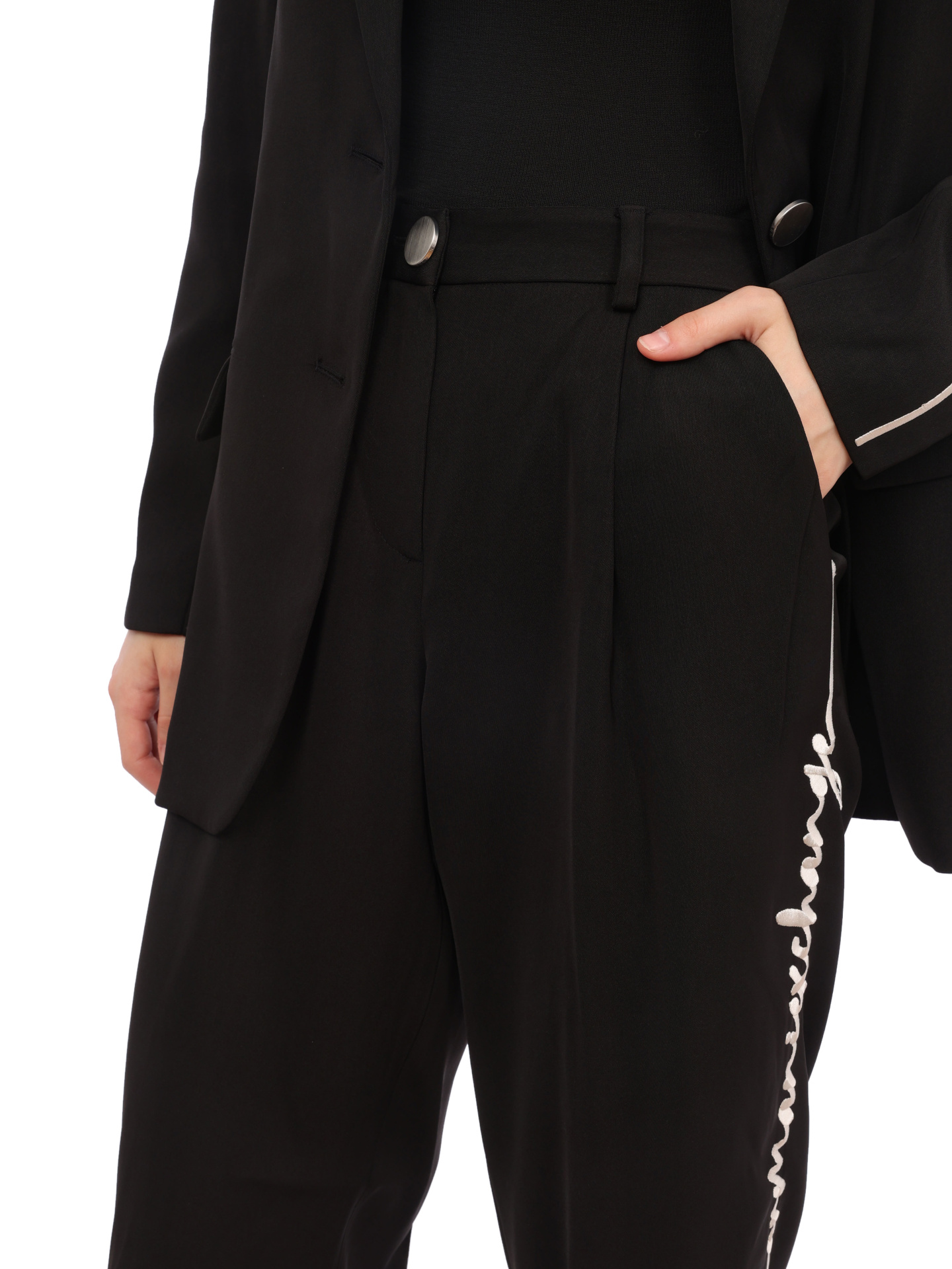 Брюки Armani Exchange 6RYP05 YN4LZ 1200 черные женские с логотипом — купить в интернет-магазине Verdistore