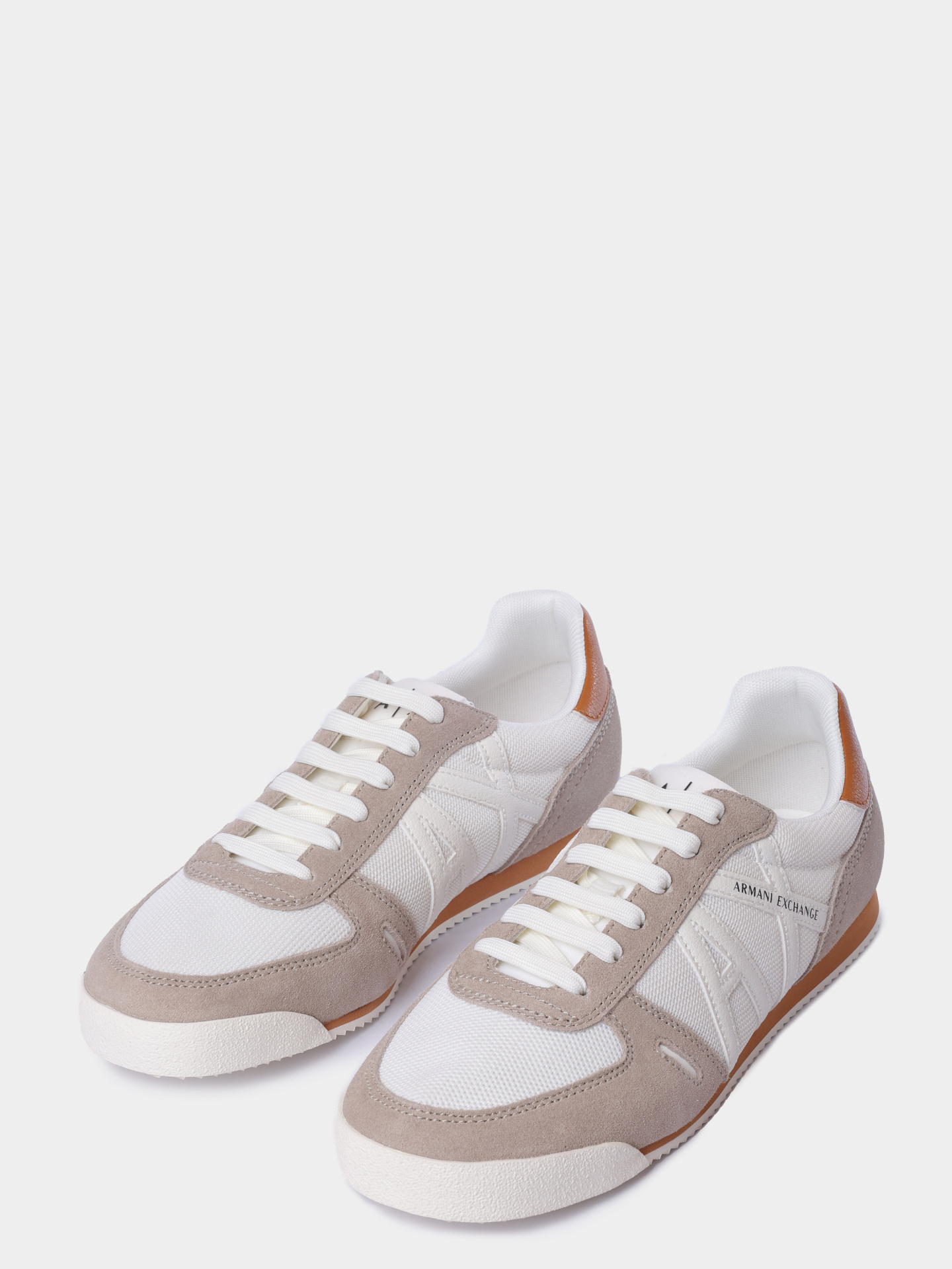 Кроссовки Armani Exchange XM002616 AF22755 M1316 комбинированные мужские — купить в интернет-магазине Verdistore