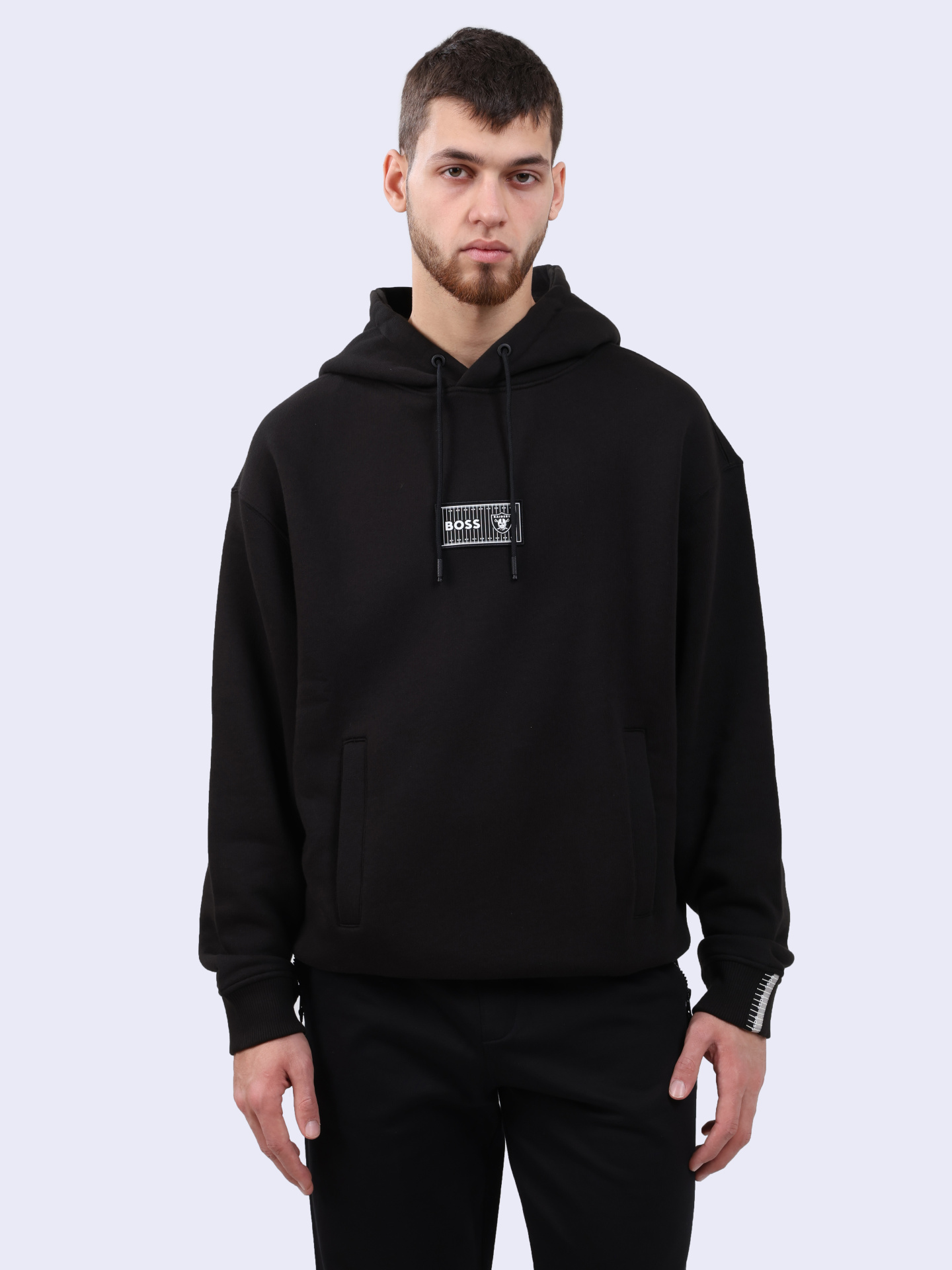 Худи Boss 50523231 004 черное мужское из хлопка — купить в интернет-магазине Verdistore