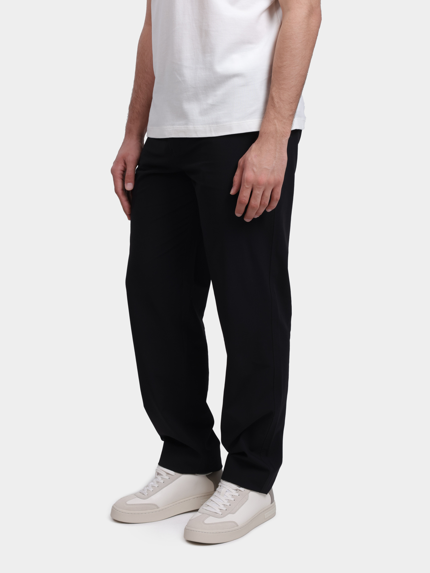 Брюки Armani Exchange XM002083 AF22403 UC001 черные мужские — купить в интернет-магазине Verdistore