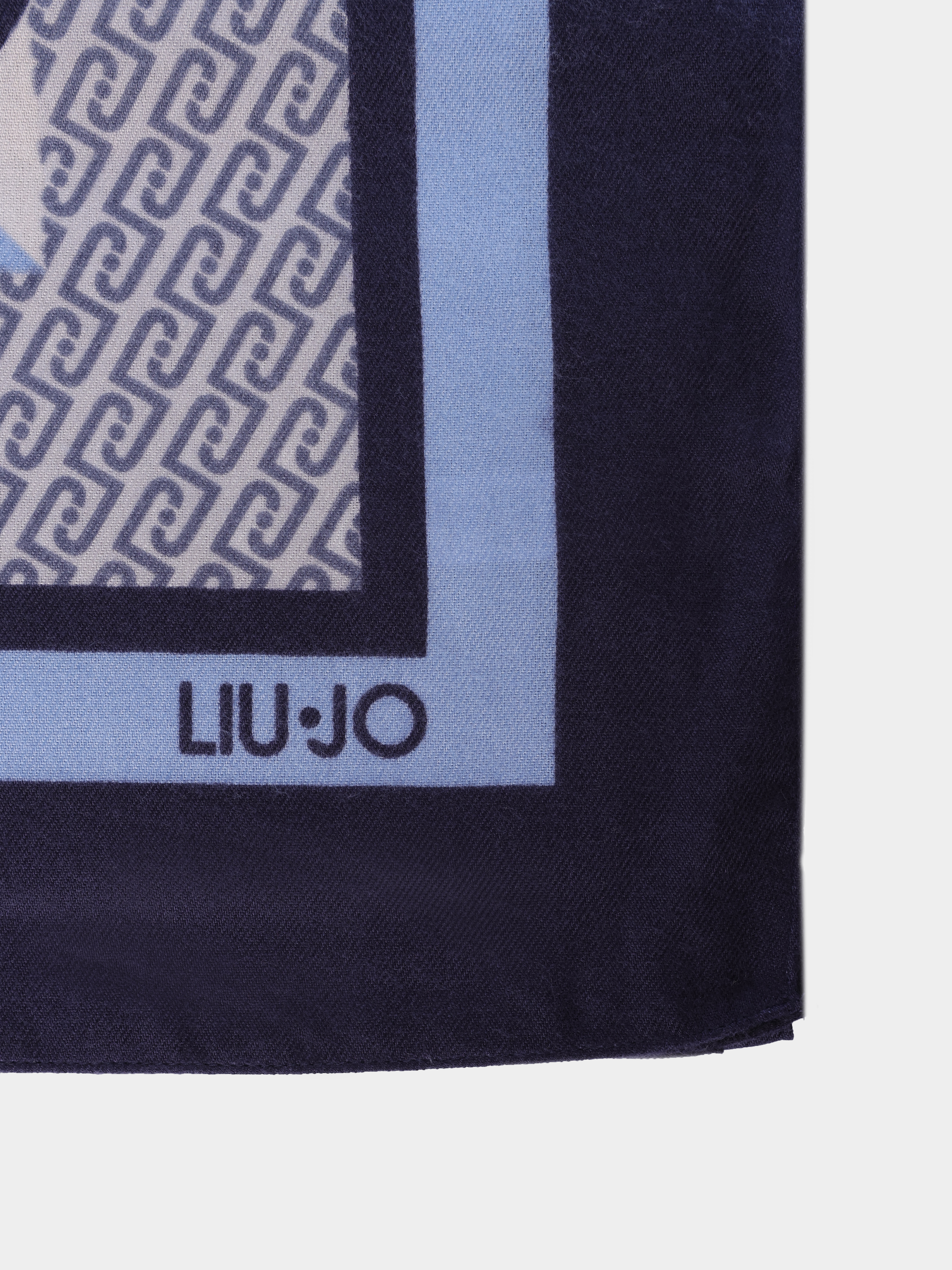 Платок Liu-Jo 2F6068 T2745 90013 синий женский с принтом — купить в интернет-магазине Verdistore