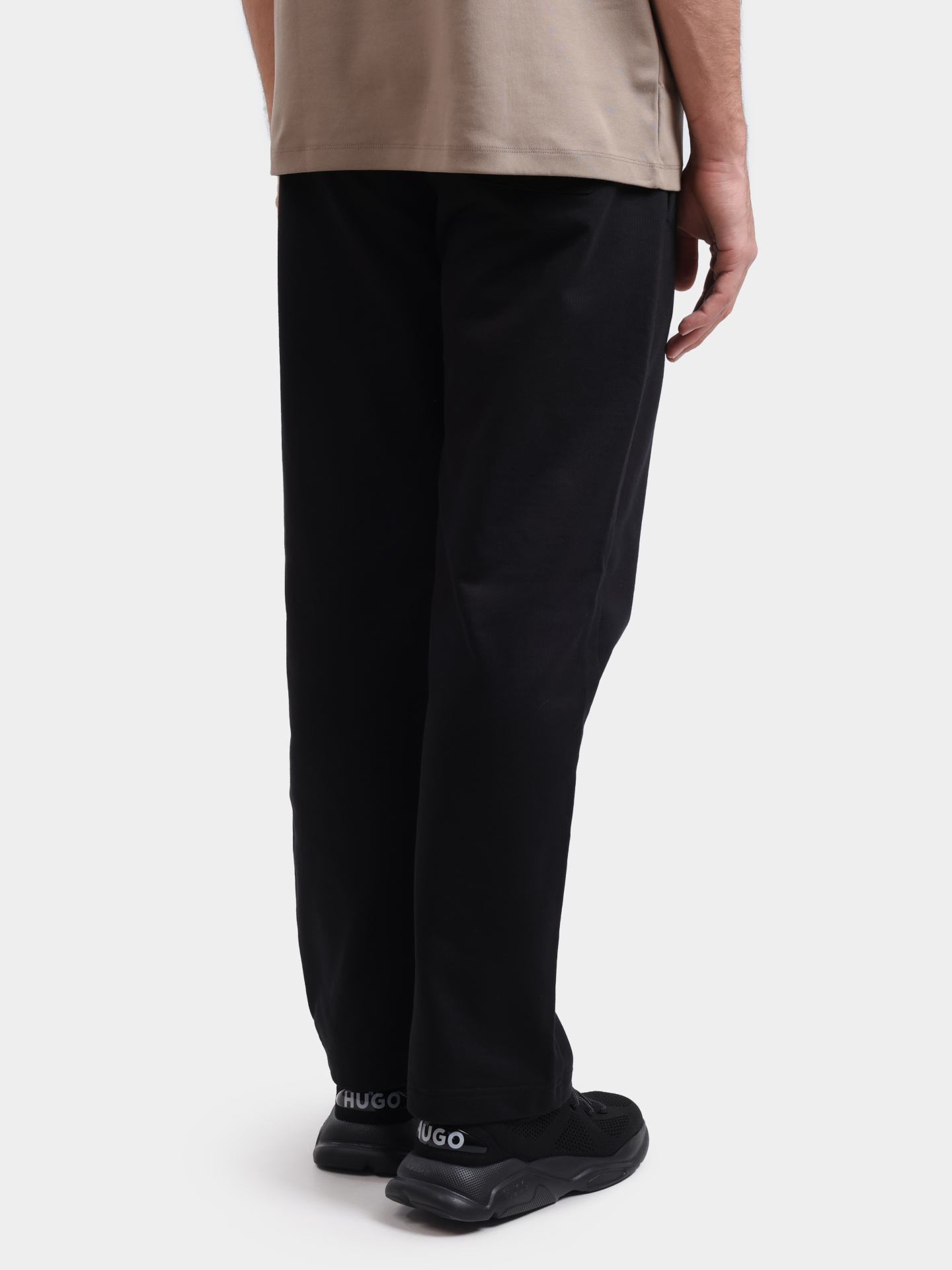 Брюки спортивные Hugo Dumrulo 10266483 черные мужские — купить в интернет-магазине Verdistore
