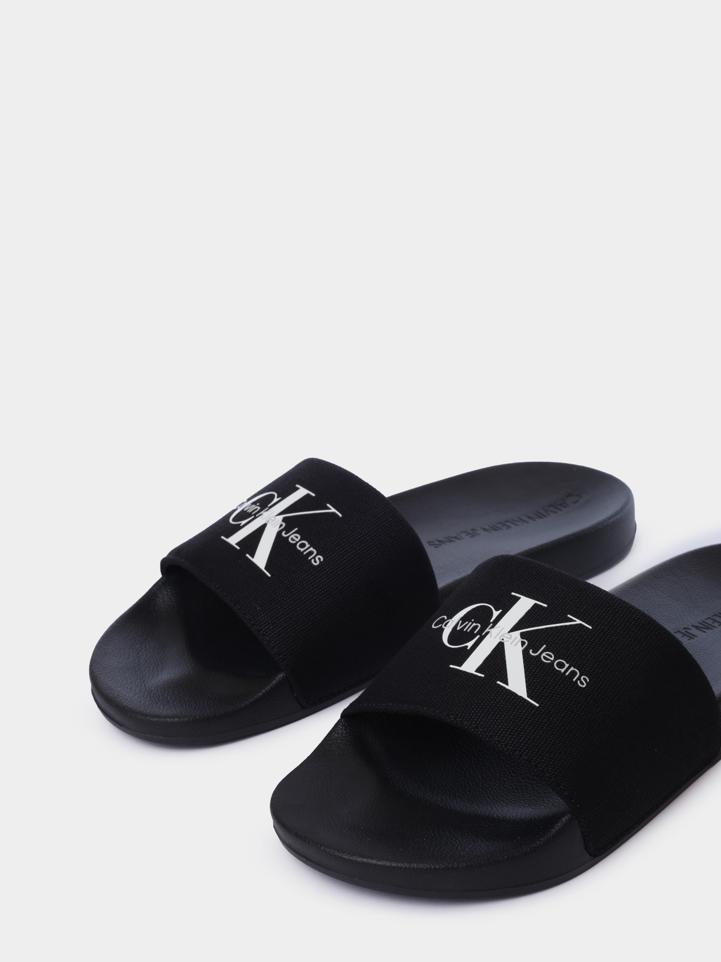 Шлепанцы Calvin Klein YM0YM01271 0GJ черные мужские — купить в интернет-магазине Verdistore