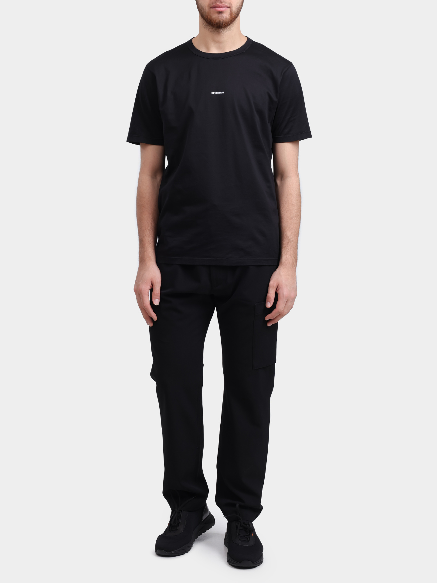 Футболка C.P. Company 19CMTS161A-006374G черная мужская с логотипом — купить в интернет-магазине Verdistore