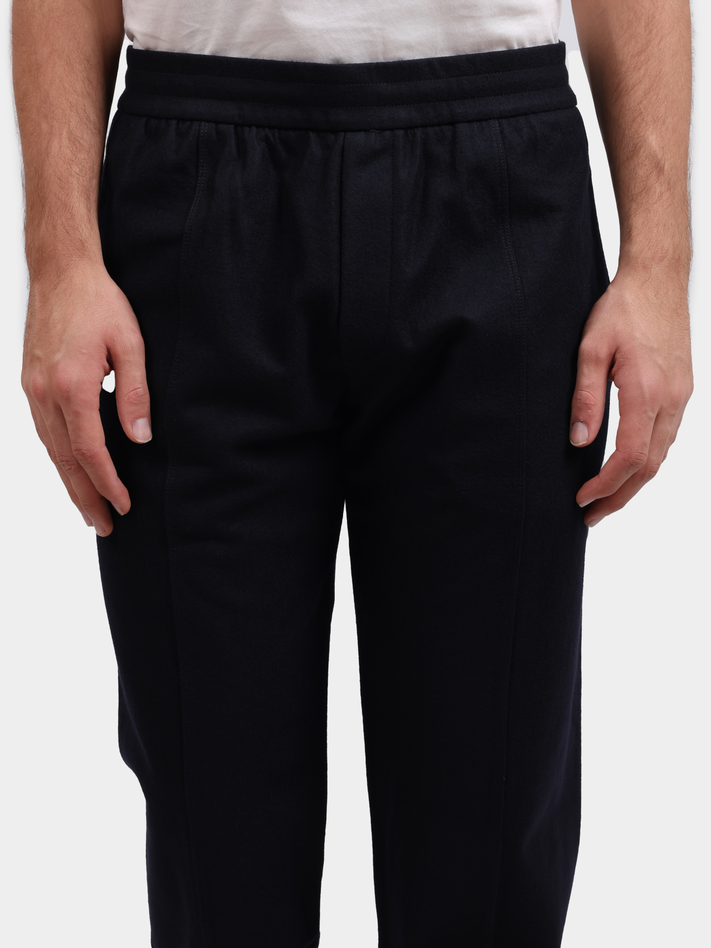 Джоггеры Emporio Armani EM002874 AF19668 UB118 шерстяные мужские — купить в интернет-магазине Verdistore