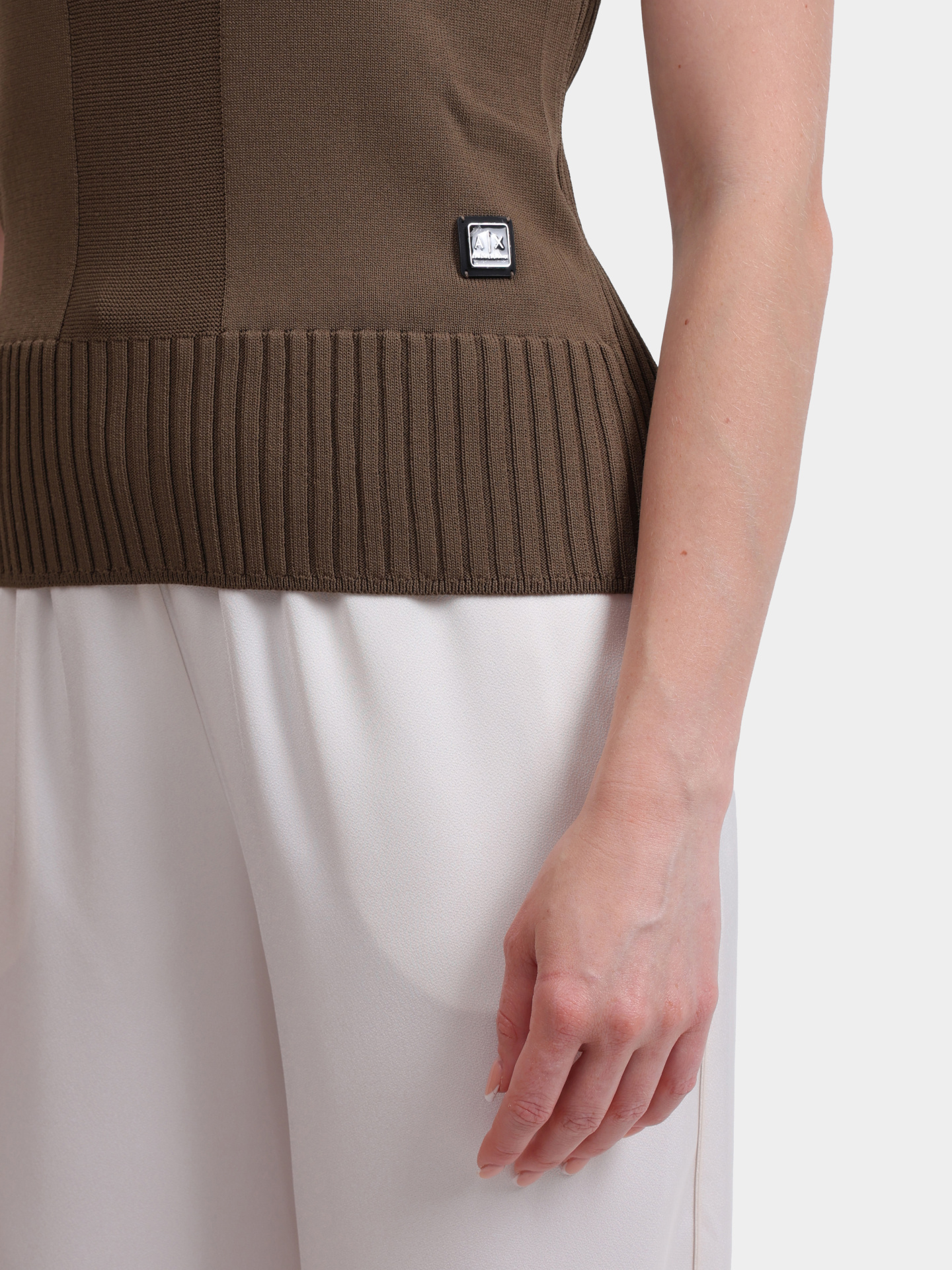 Топ Armani Exchange XW000118 AF10352 U6199 коричневый женский — купить в интернет-магазине Verdistore