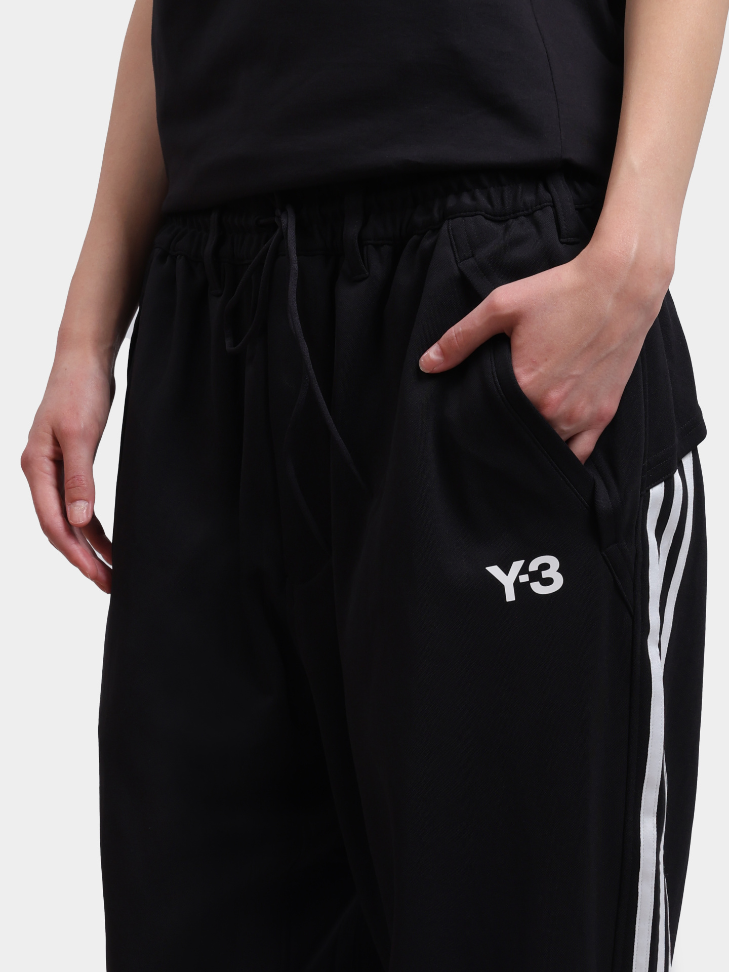 Джоггеры Y-3 JN7034 черные женские — купить в интернет-магазине Verdistore