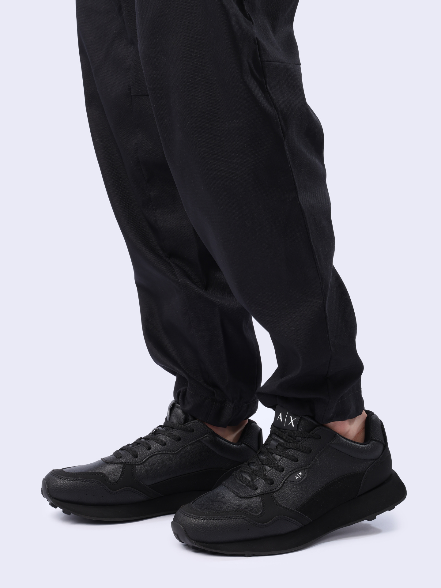Кроссовки Armani Exchange XUX205 XV869 K001 черные мужские с замшевыми вставками — купить в интернет-магазине Verdistore
