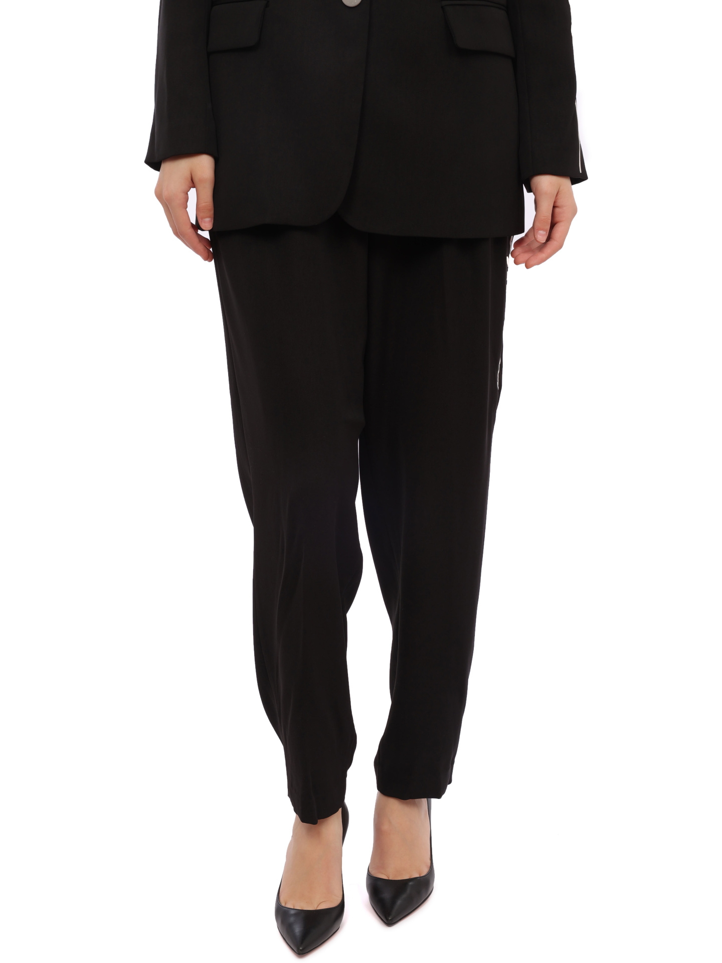 Брюки Armani Exchange 6RYP05 YN4LZ 1200 черные женские с логотипом — купить в интернет-магазине Verdistore
