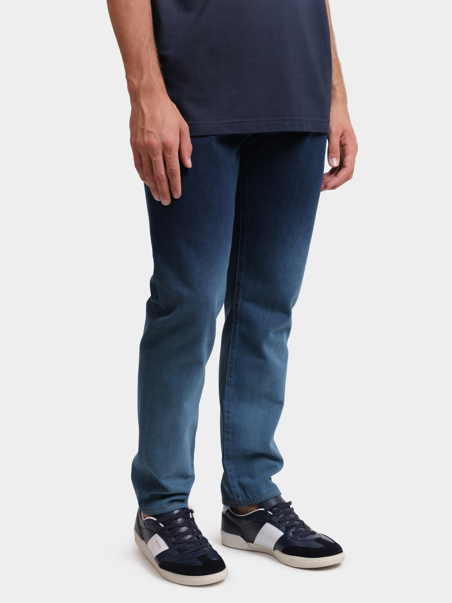 Джинсы Boss RE.MAINE BO-BF 10251094 01 50521230 синие мужские с градиентом — купить в интернет-магазине Verdistore