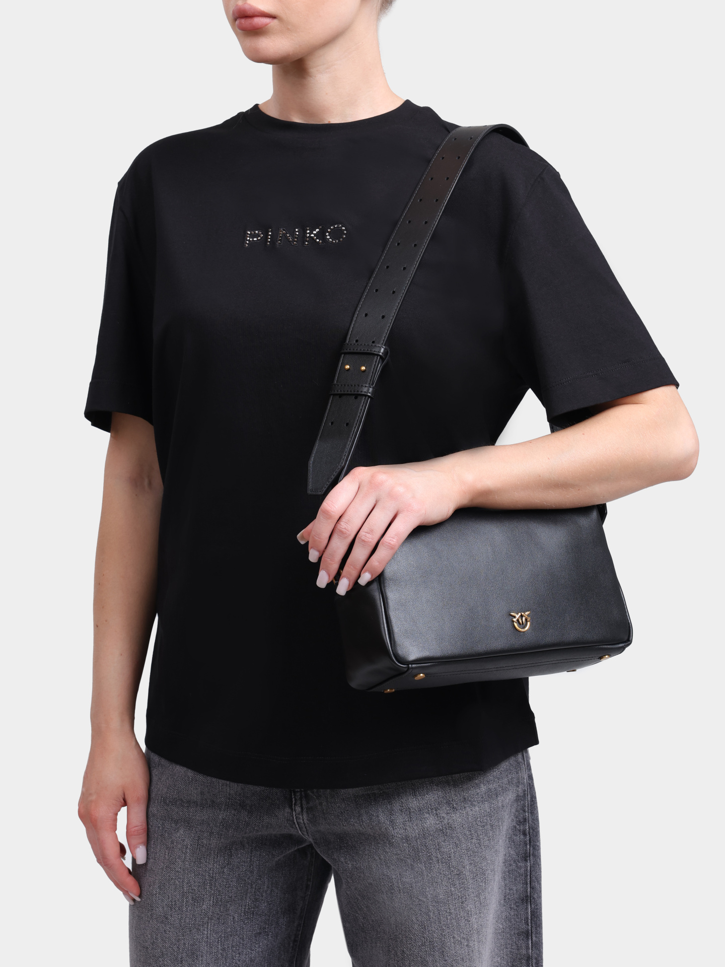 Сумка Pinko 106062 A0QO Z99Q черная женская с ремешком — купить в интернет-магазине Verdistore