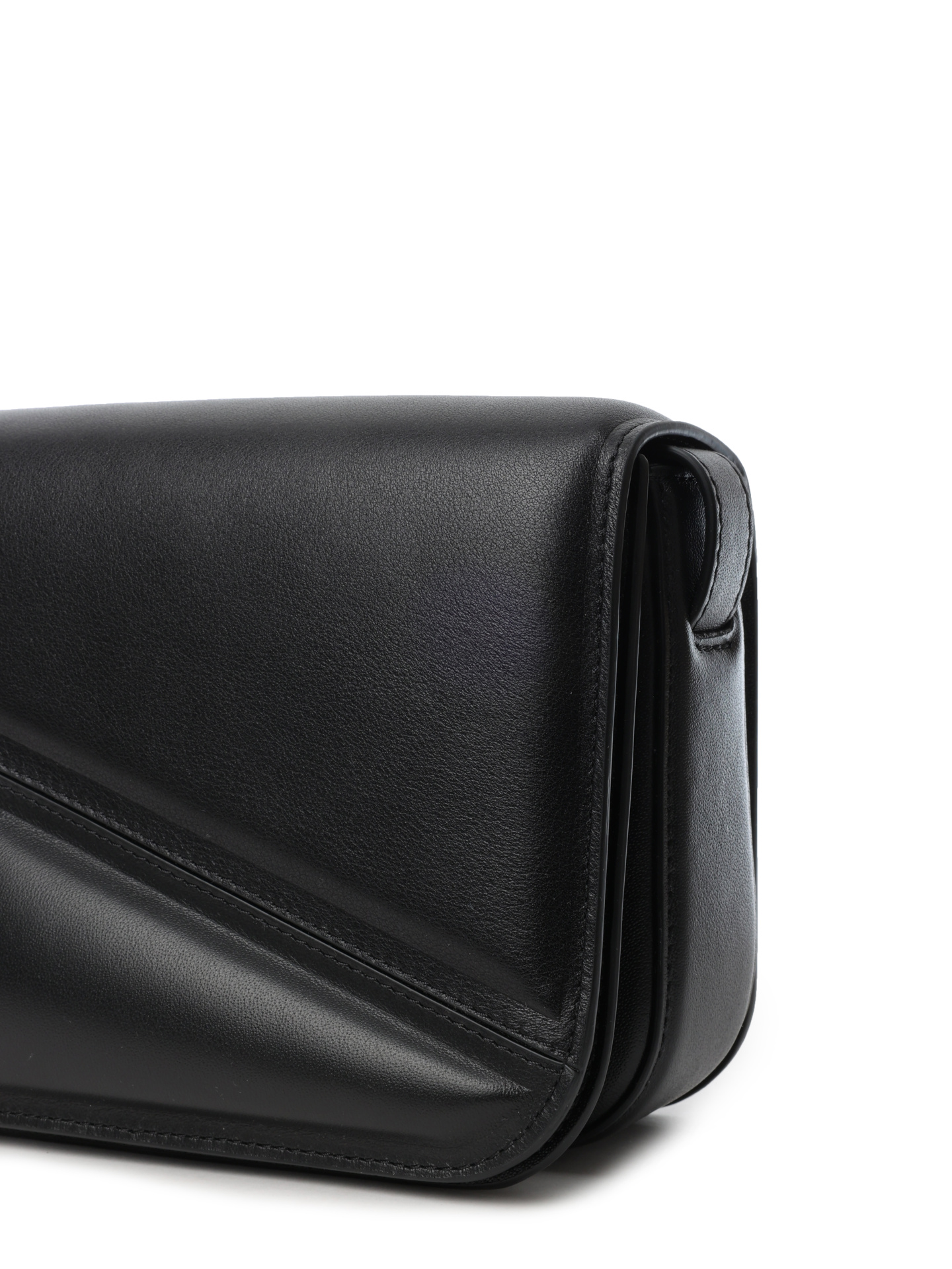 Сумка 23108000125 3200 черная из натуральной телячьей кожи — купить в интернет-магазине Verdistore