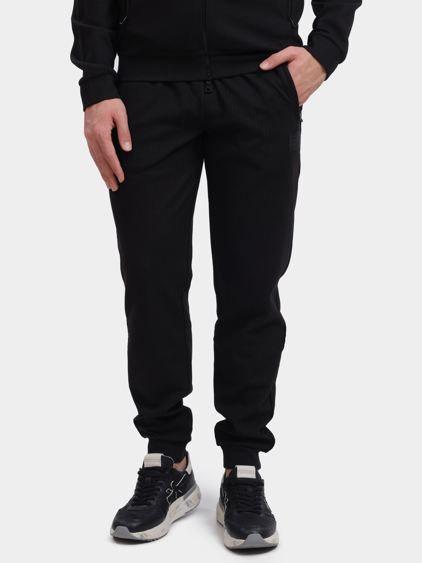 Джоггеры EA7 7M001120 AF17982 UC001 черные мужские — купить в интернет-магазине Verdistore