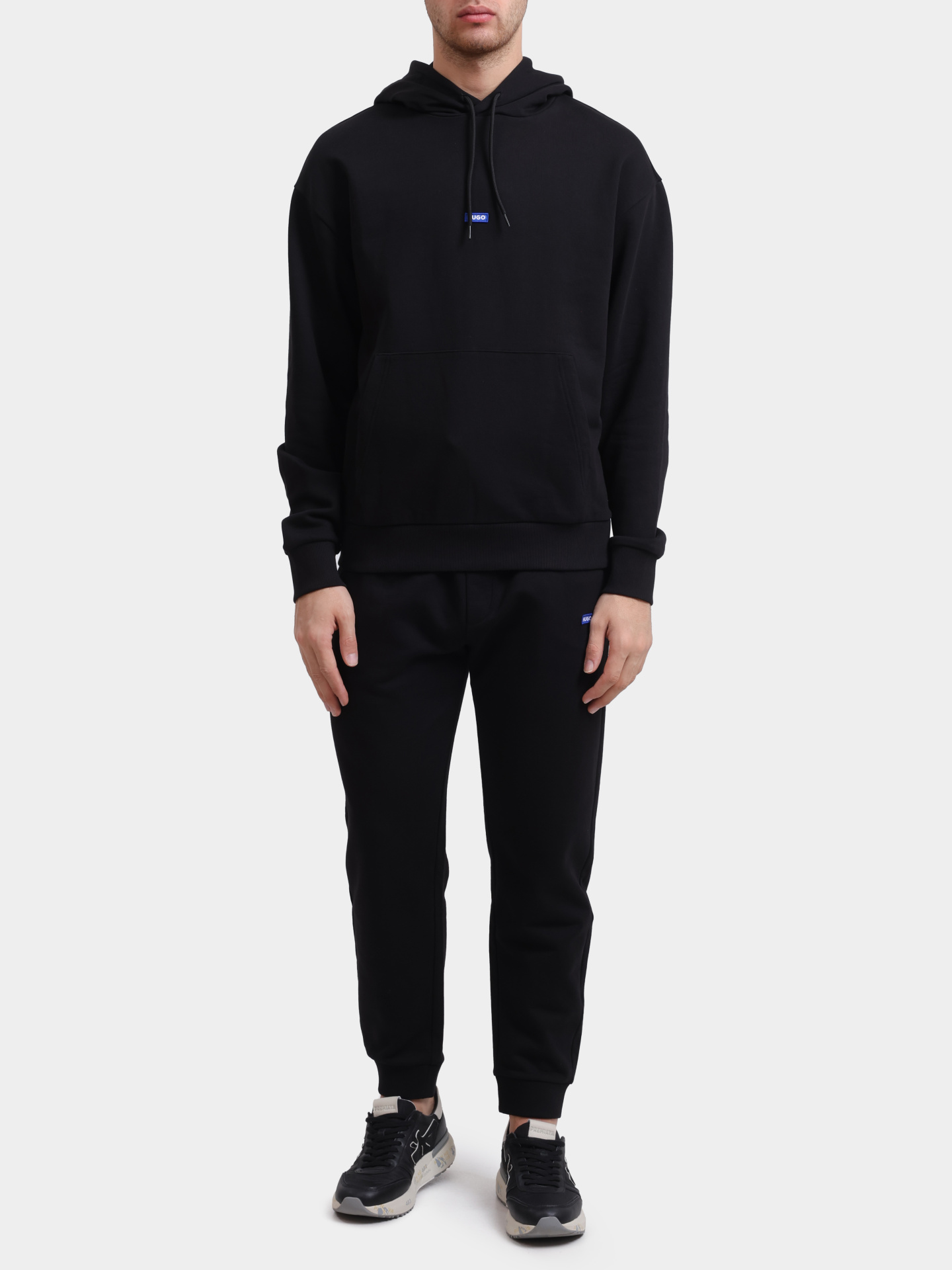 Брюки Hugo Napin 10249110 черные спортивные мужские — купить в интернет-магазине Verdistore