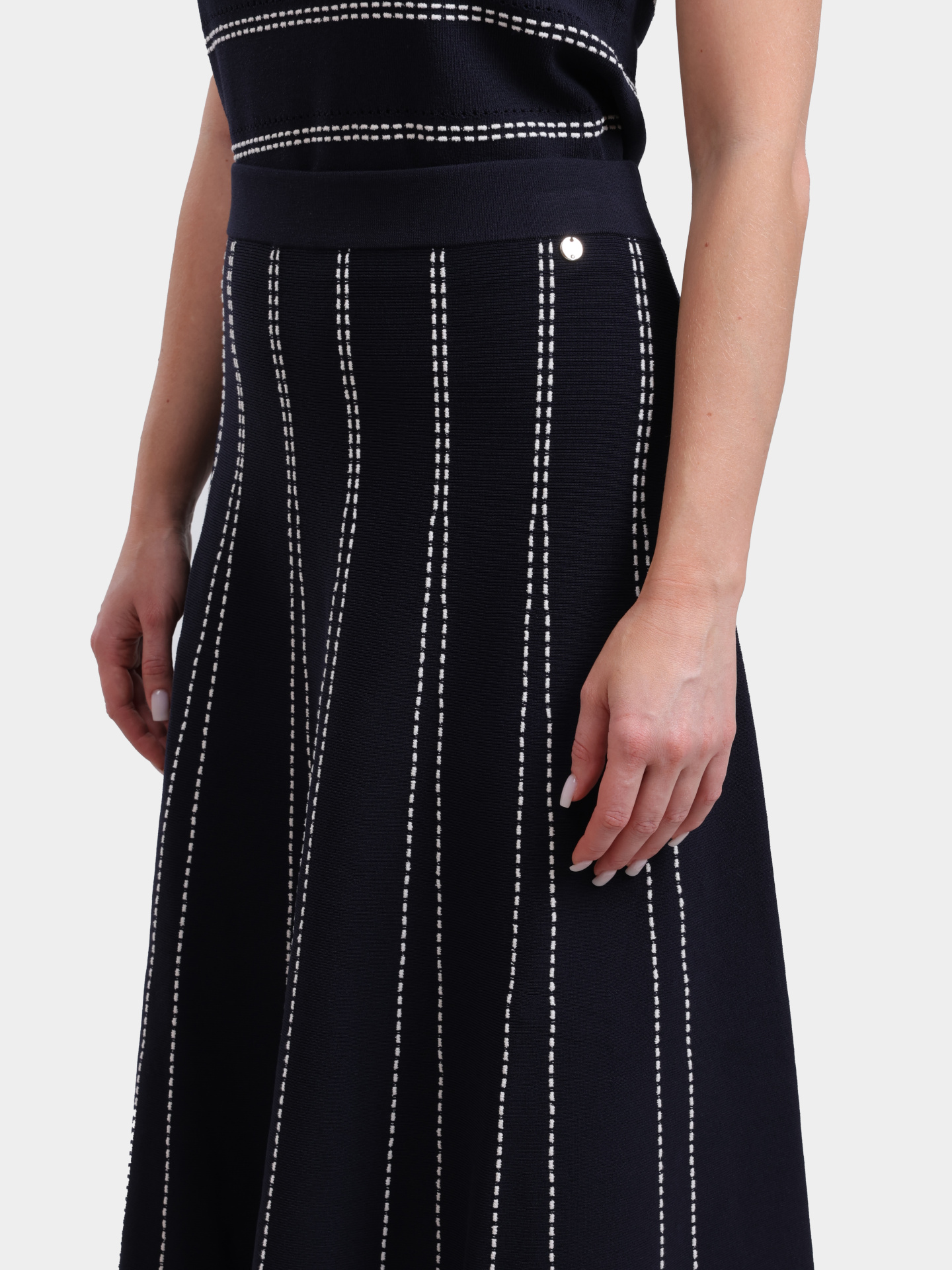 Юбка Liu-Jo WA6148 MA81R L9057 трикотажная женская — купить в интернет-магазине Verdistore