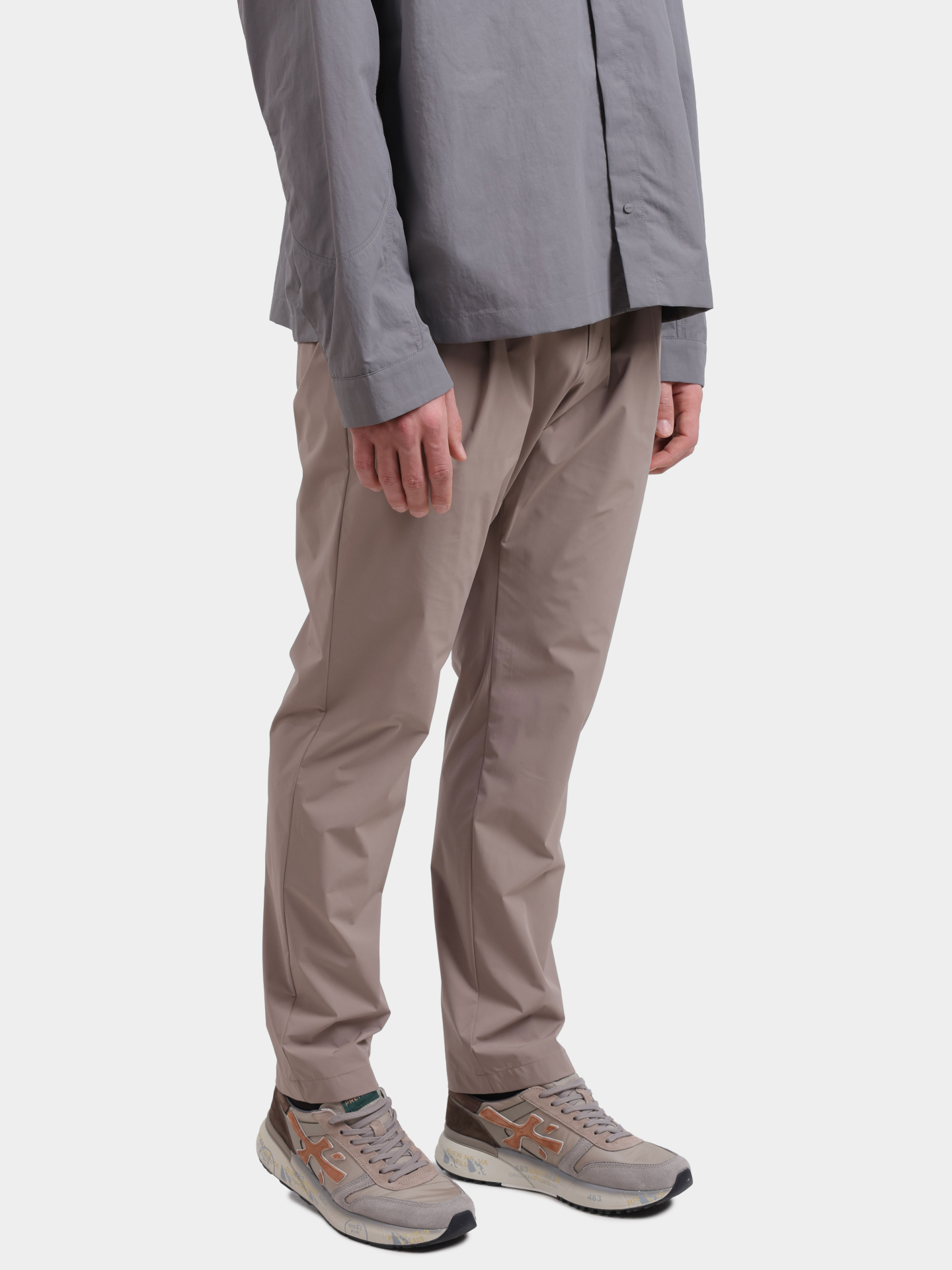 Брюки Herno PT000077U 12691Z 2600 бежевые мужские — купить в интернет-магазине Verdistore