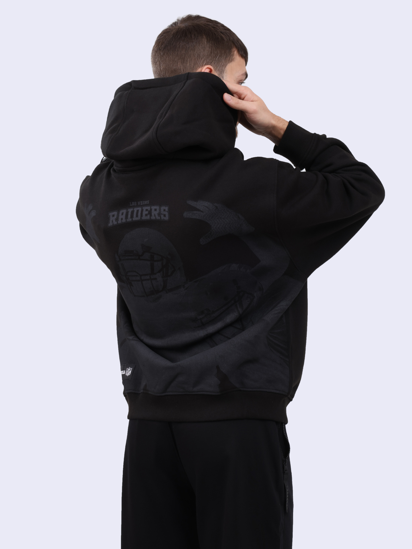 Худи Boss 50523231 004 черное мужское из хлопка — купить в интернет-магазине Verdistore