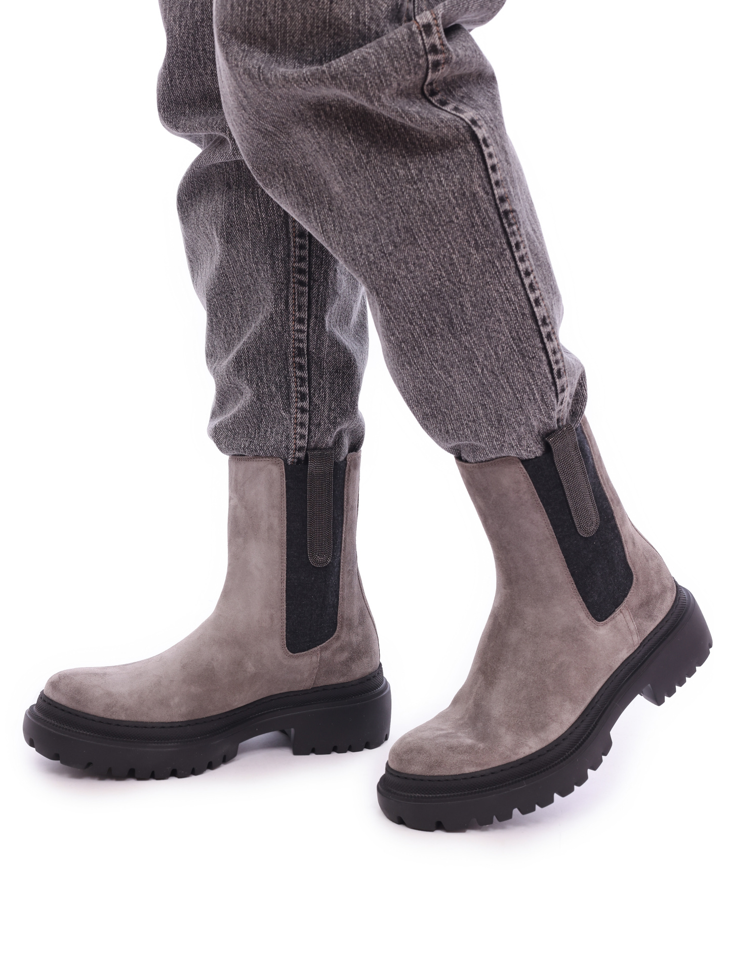 Ботинки Brunello Cucinelli MZSFG2008 C8212 серые женские из замши — купить в интернет-магазине Verdistore