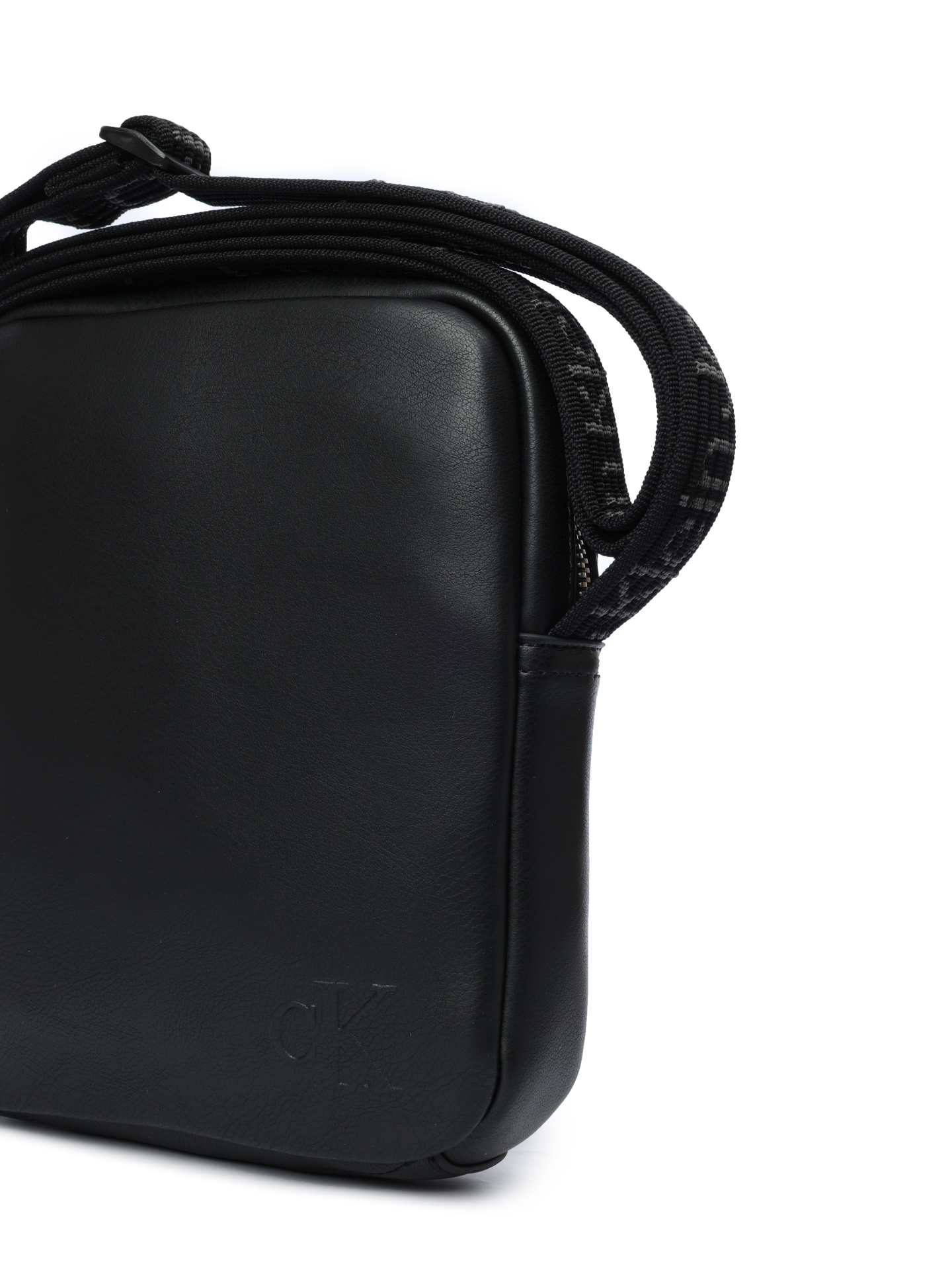 Сумка Calvin Klein Jeans K50K511489 BEH черная мужская — купить в интернет-магазине Verdistore