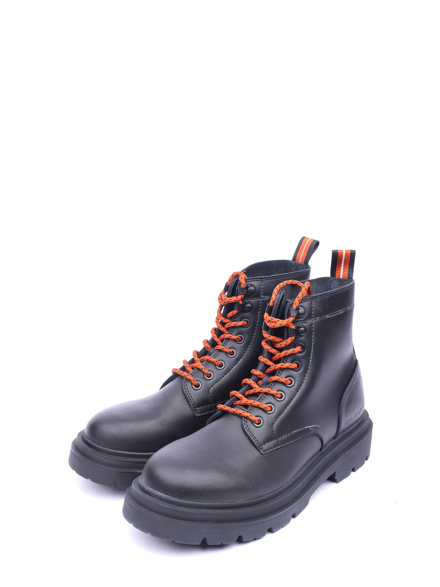 Ботинки Armani Exchange XUM005 XV500 00002 черные мужские из кожи — купить в интернет-магазине Verdistore