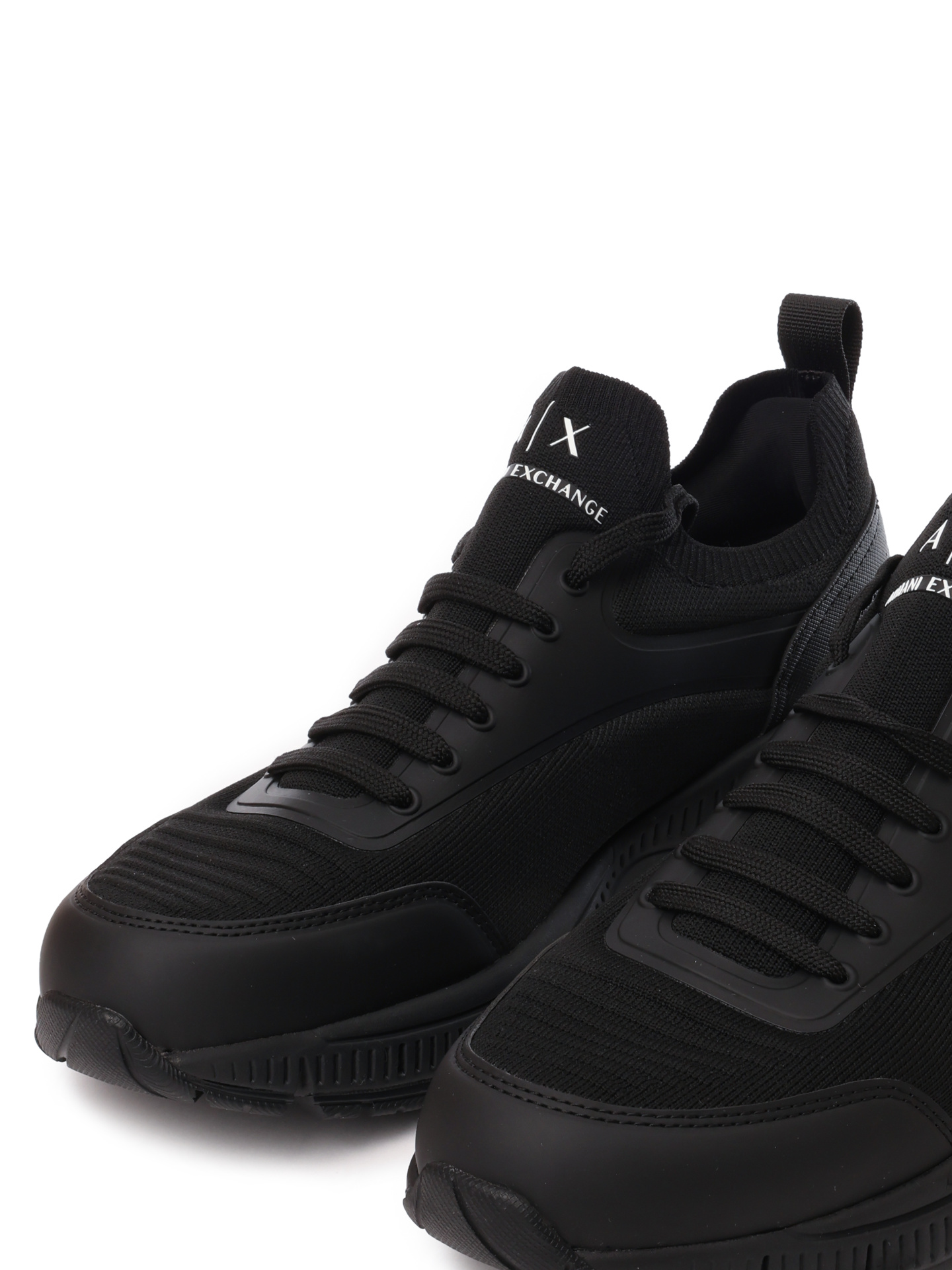 Кроссовки Armani Exchange XUX232 XV870 00002 черные мужские с изогнутой подошвой — купить в интернет-магазине Verdistore