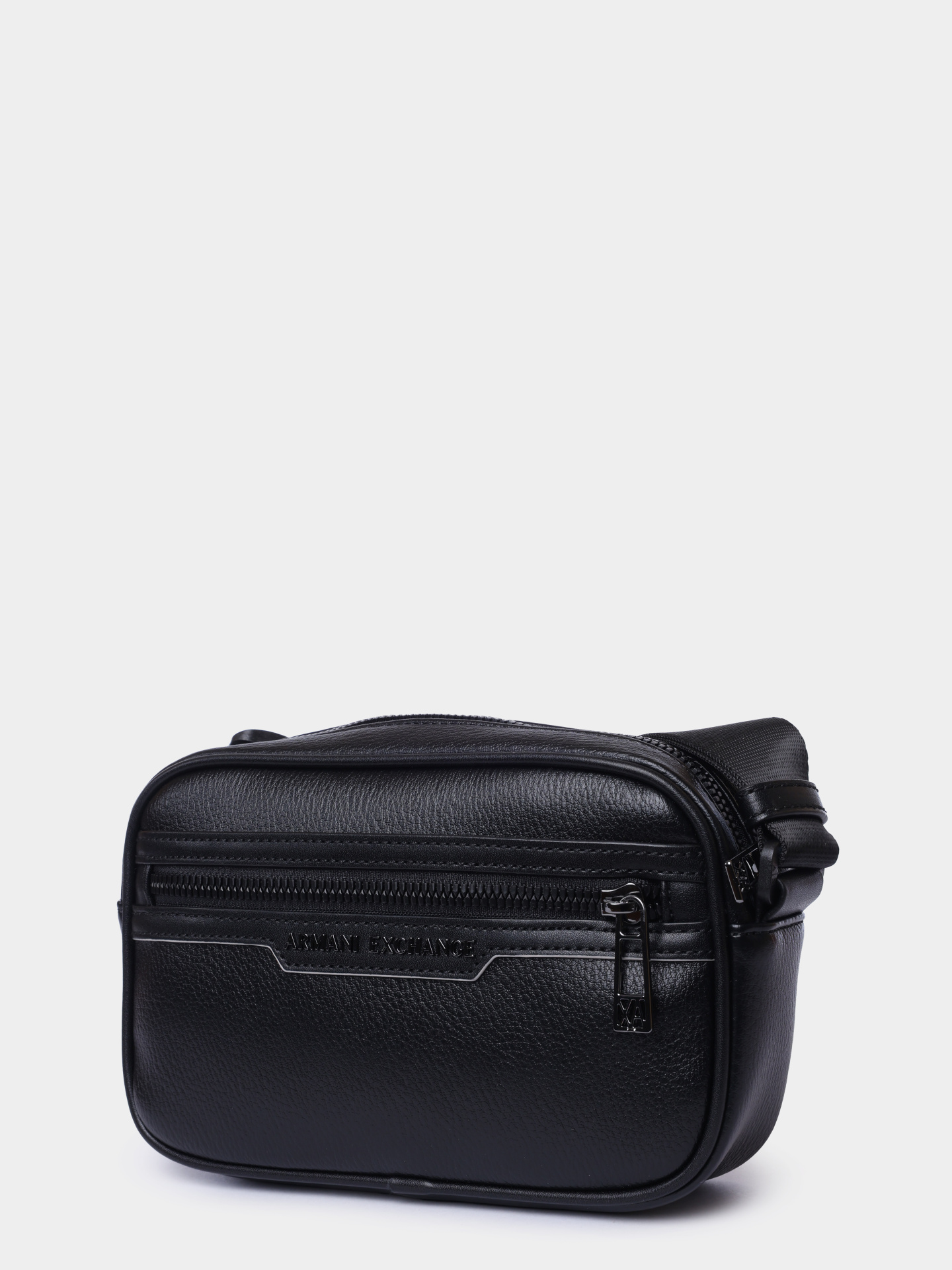 Сумка Armani Exchange XM001601 AF17205 MC105 черная мужская — купить в интернет-магазине Verdistore