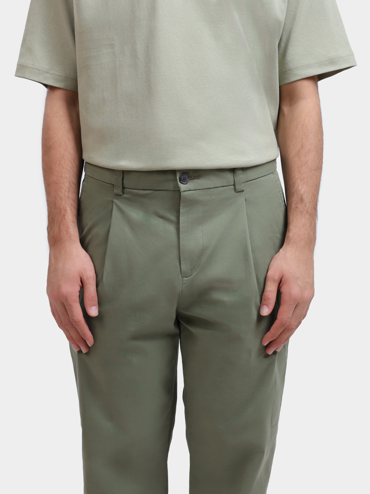 Брюки-карго Hugo 50546902 314 зеленые мужские — купить в интернет-магазине Verdistore