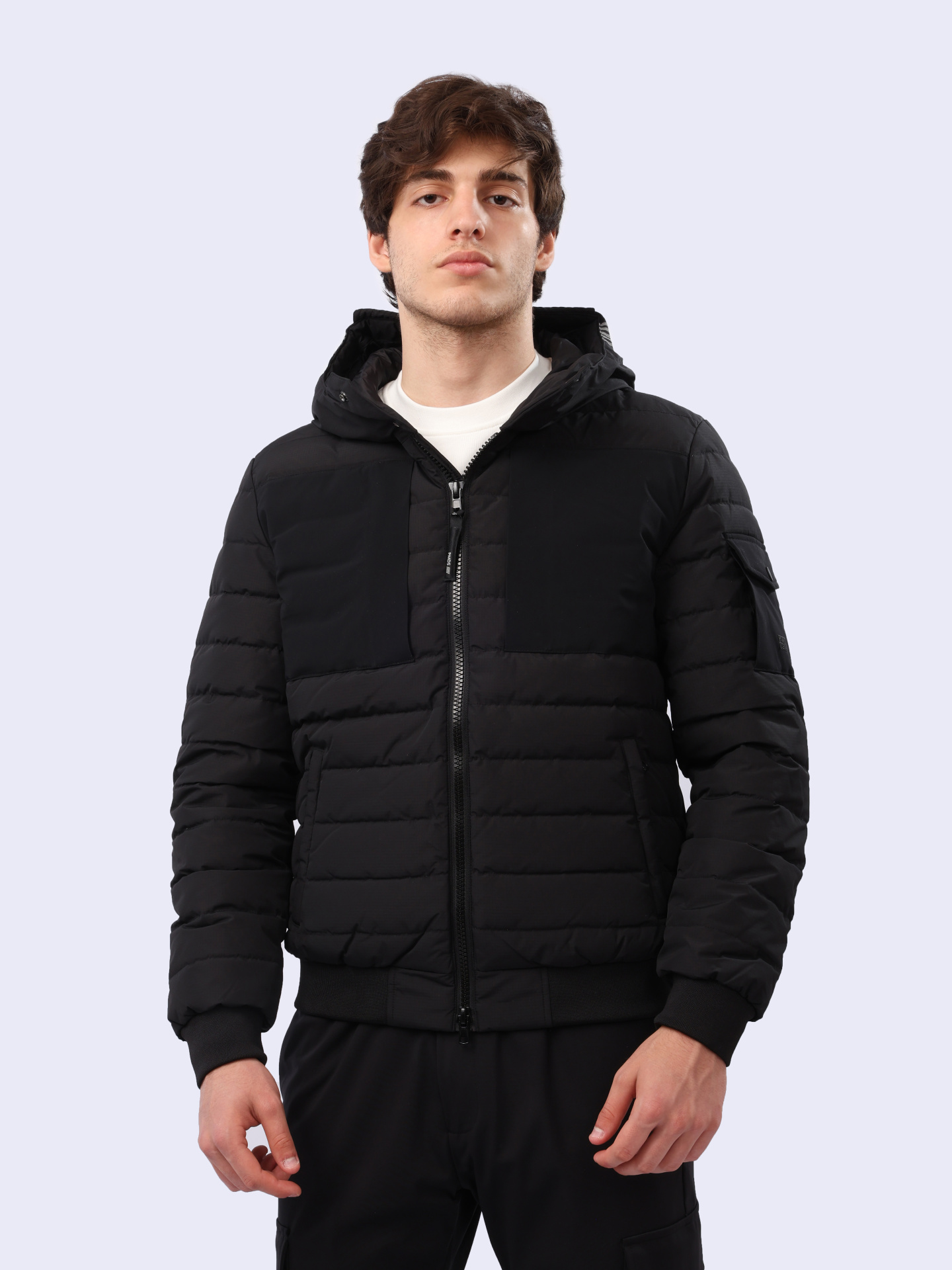 Пуховик RAMA короткий комбинированный черного цвета — купить в интернет-магазине Verdistore