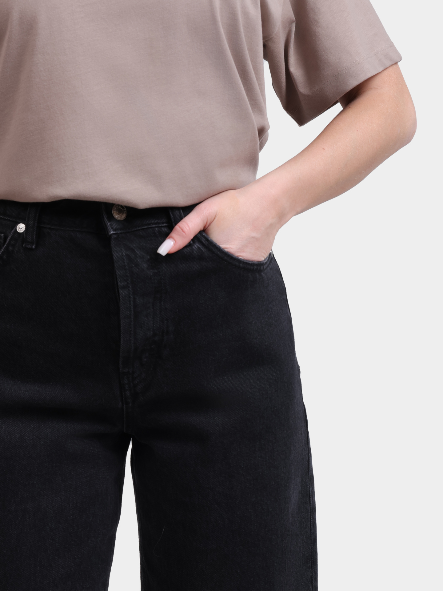 Джинсы Hugo Gimine_3 10272370 черные женские прямого кроя — купить в интернет-магазине Verdistore